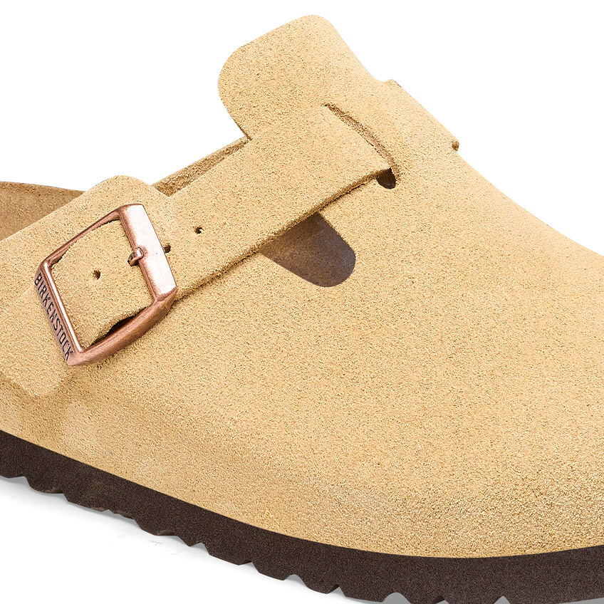Birkenstock Boston Suede Leather Clog in Latte Cream Unisex Footwear