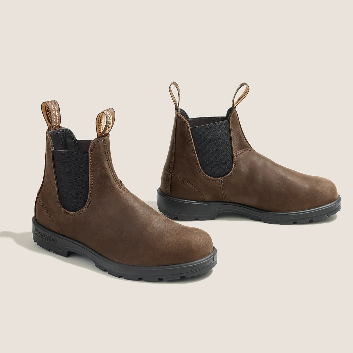 Blundstone Women's 1609 Classics Chelsea Boots in Antique Brown Women's Boots