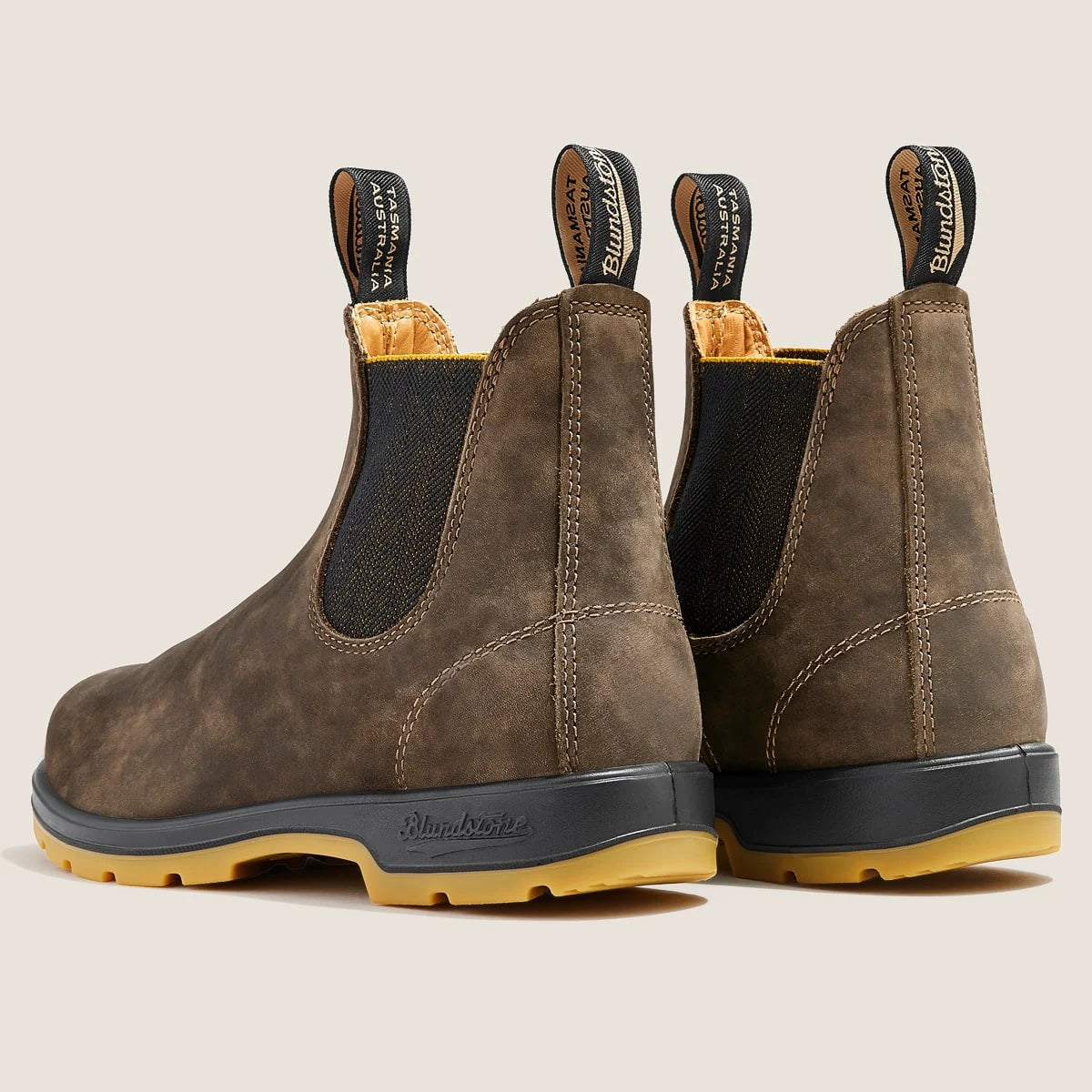 Blundstone Classics Chelsea Boots 1944 in Rustic Brown Mustard Black Women's Boots