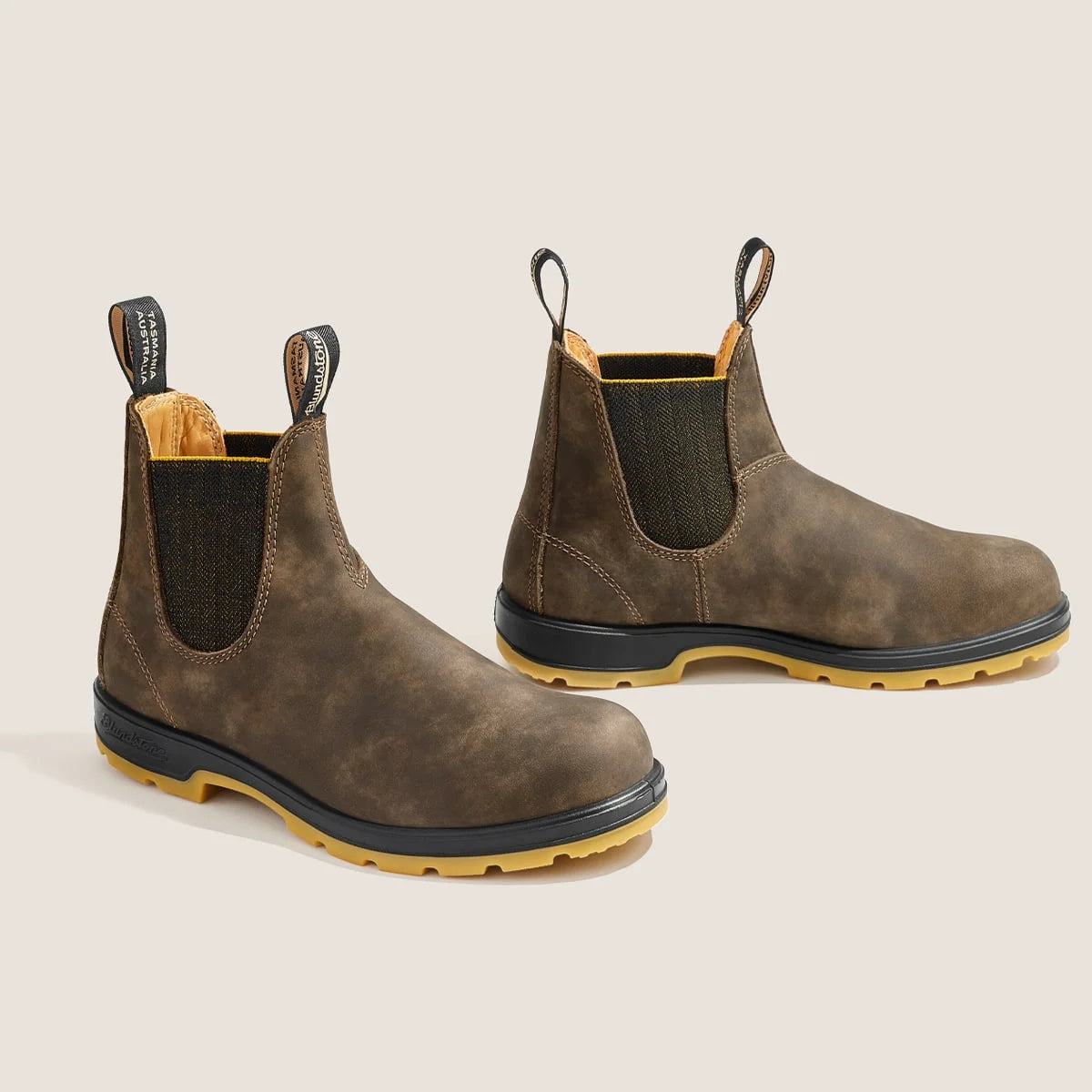 Blundstone Classics Chelsea Boots 1944 in Rustic Brown Mustard Black Women's Boots