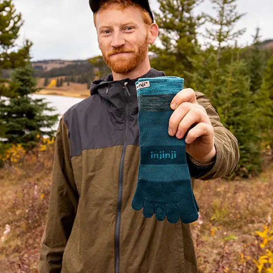 Injinji Men's Trail Midweight Mini-Crew in Midnight