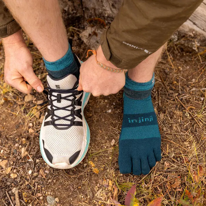Injinji Men's Trail Midweight Mini-Crew in Midnight
