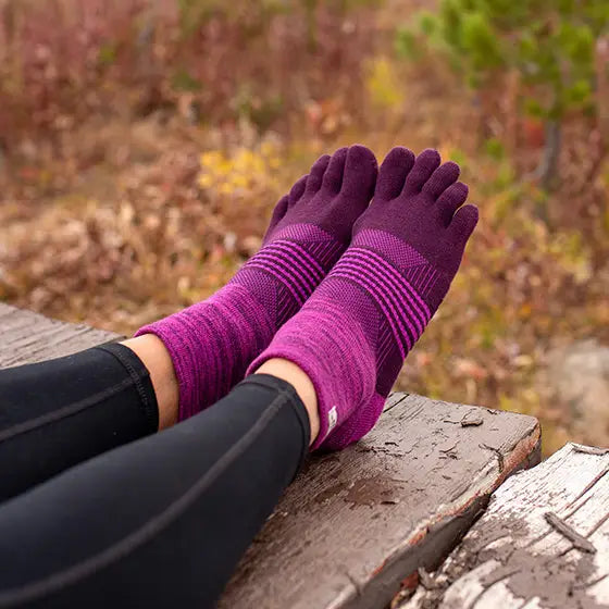 Injinji Women's Trail Midweight Mini Crew in Violet
