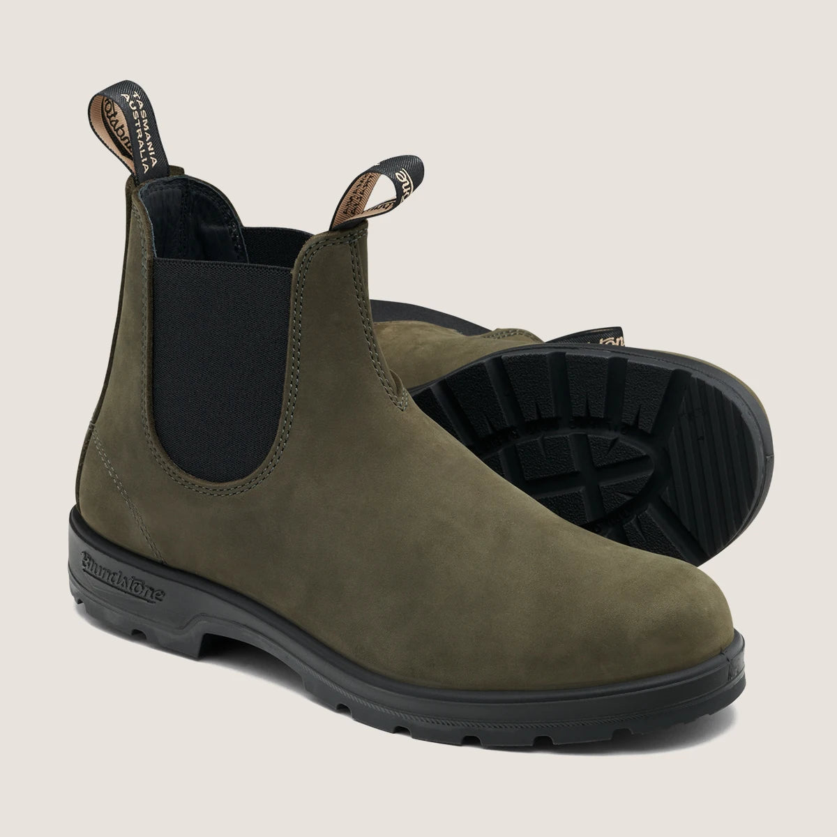 Blundstone Women's 2442 Classics Chelsea Boots in Forest  Women's Boots
