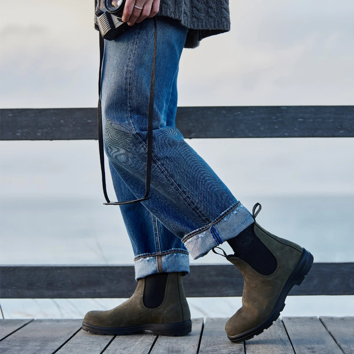 Blundstone Women's 2442 Classics Chelsea Boots in Forest  Women's Boots