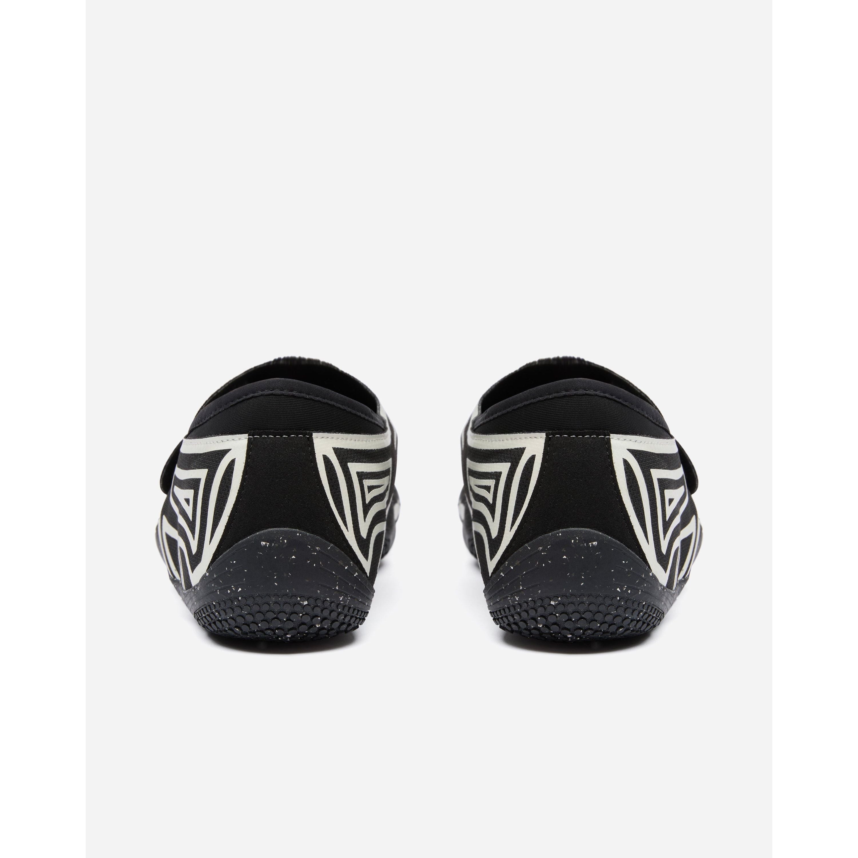 #color_black-ivory-black