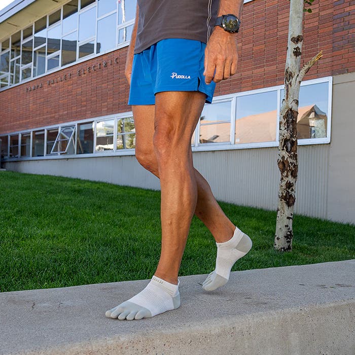 Injinji Run Lightweight No-Show in Sand