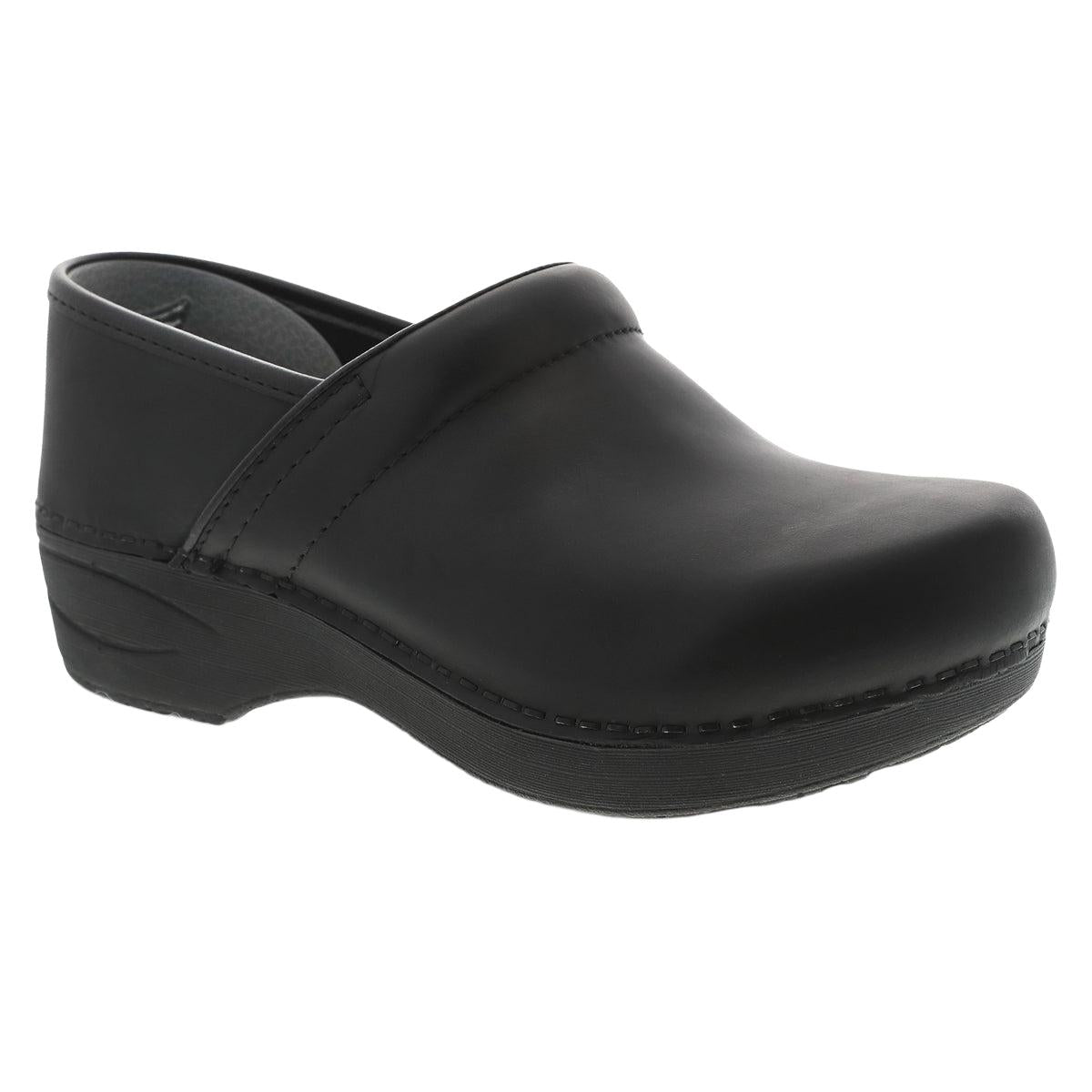 #color_black-waterproof-pull-up-clog