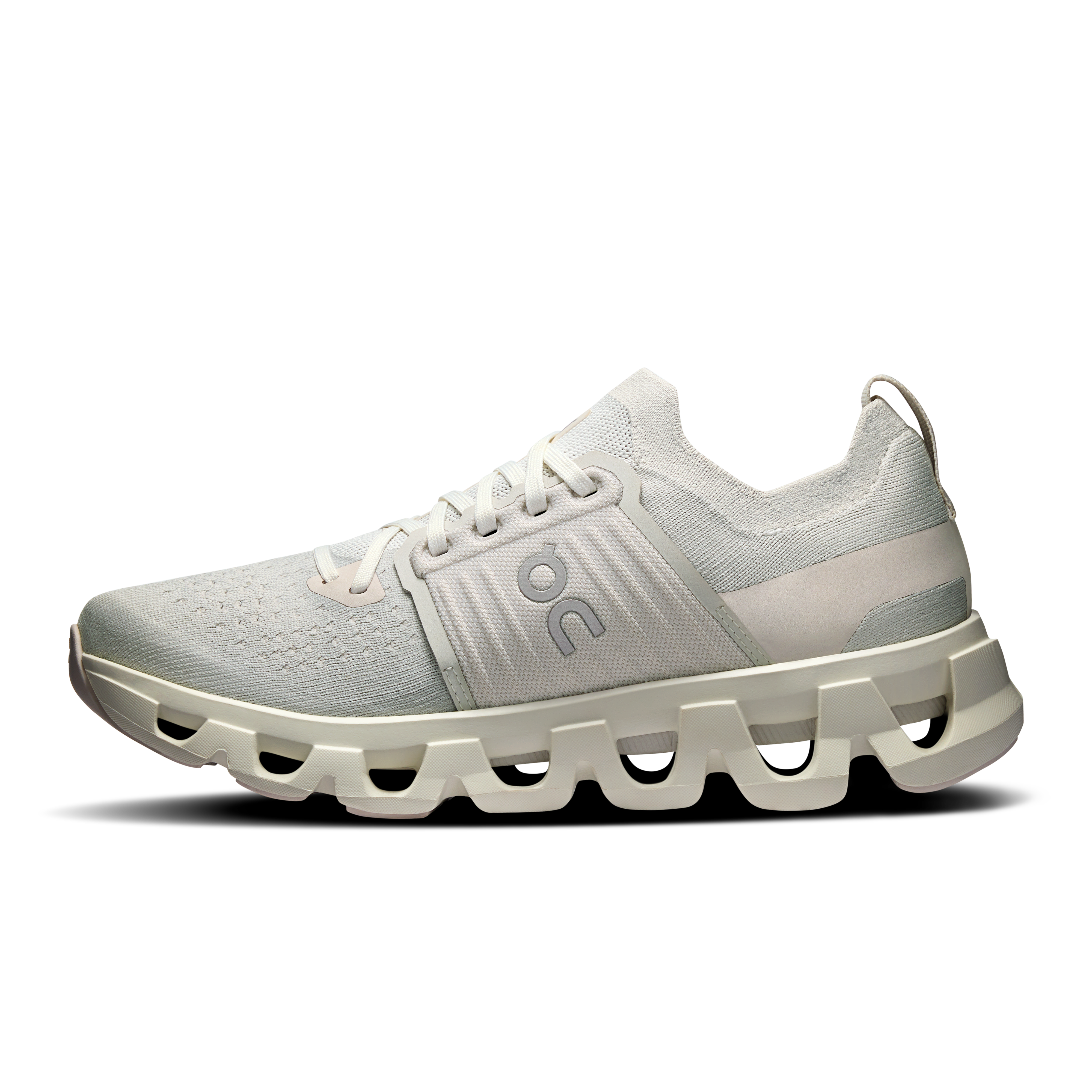 On Running Women's Cloudswift 4 in Wolf/Sand