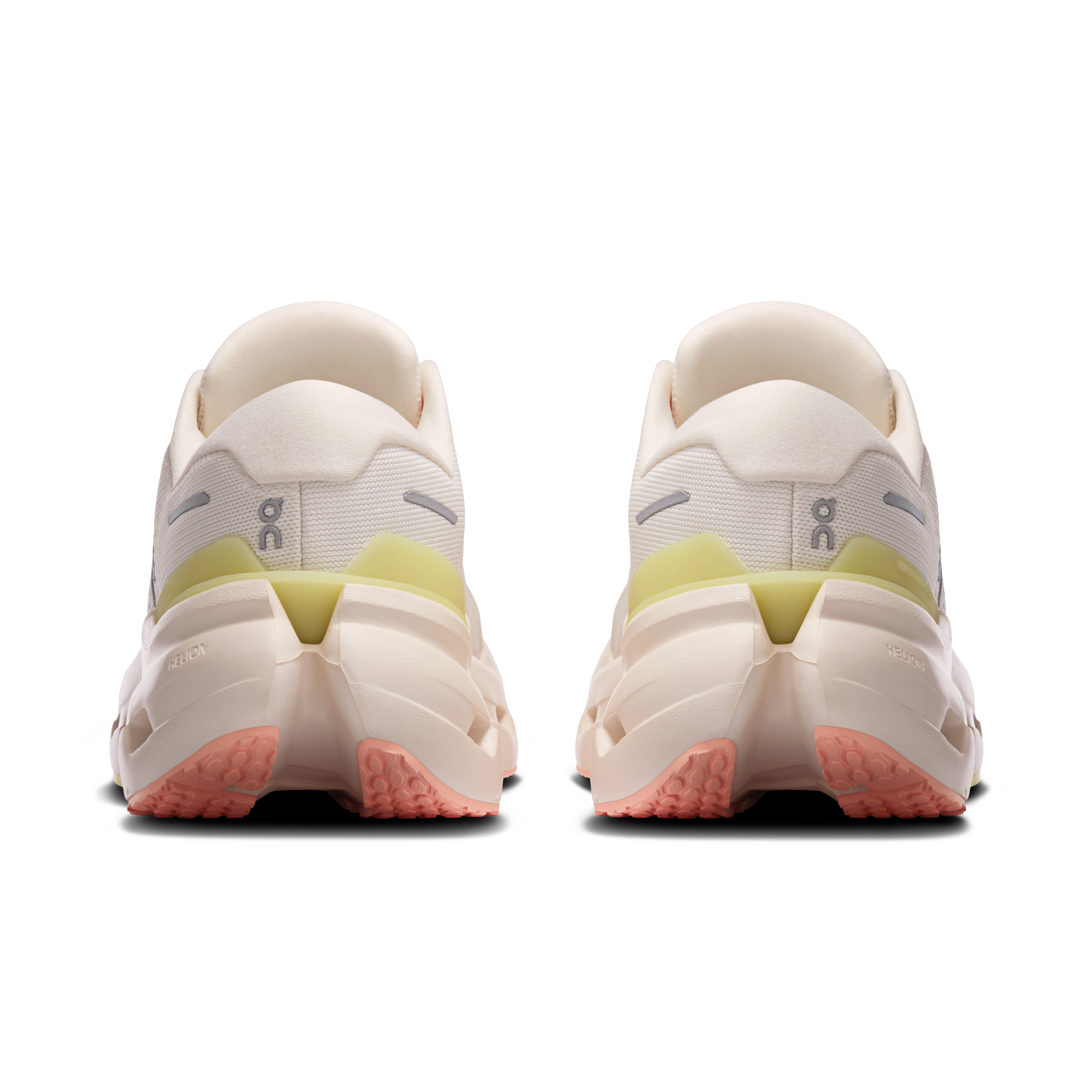 On Running Women's Cloudrunner 3 in Ivory/Dew