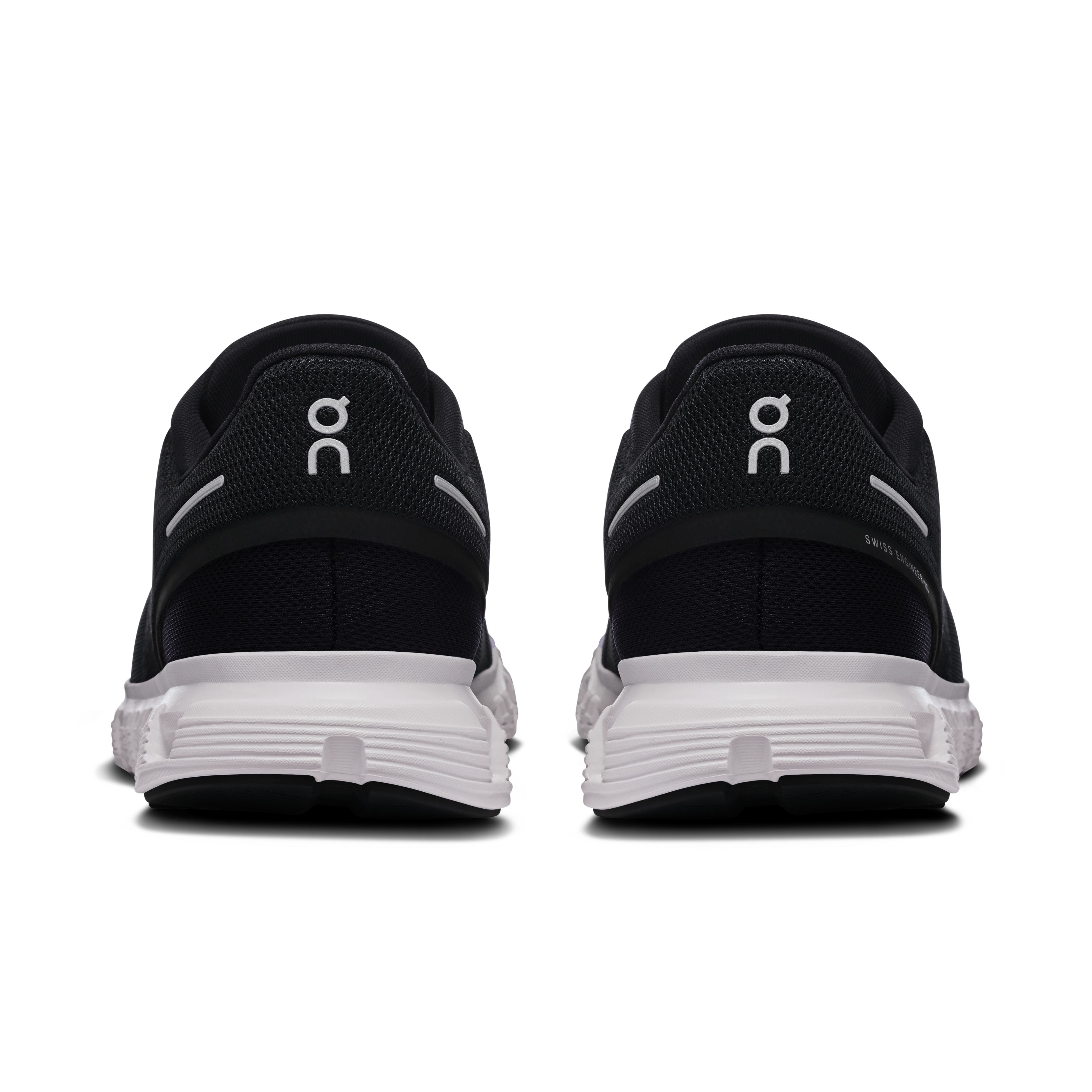 On Running Women's Cloud 6 Wide in Black/White