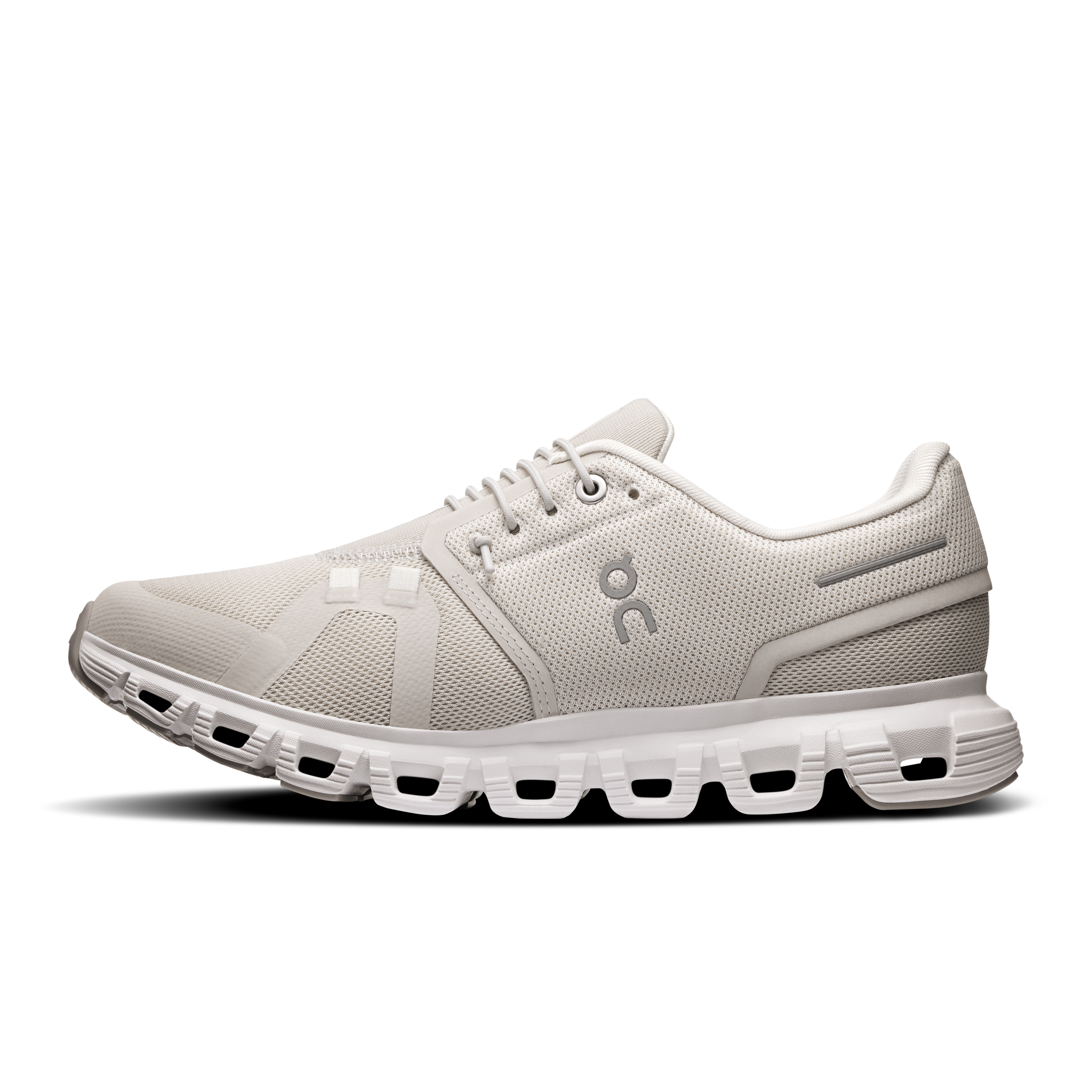 On Running Women's Cloud 6 Wide in Pearl/White