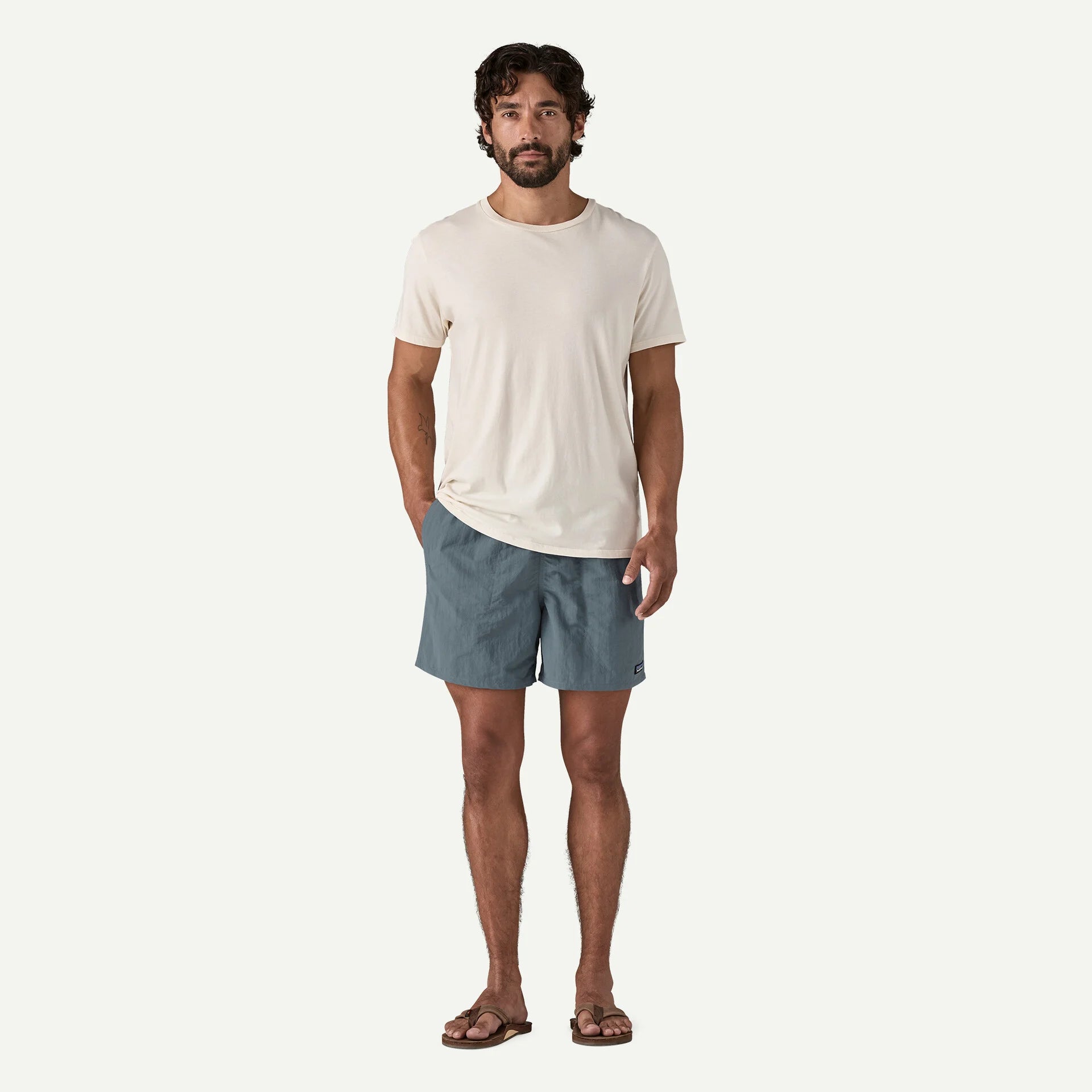 #color_plume-grey-with-plume-grey