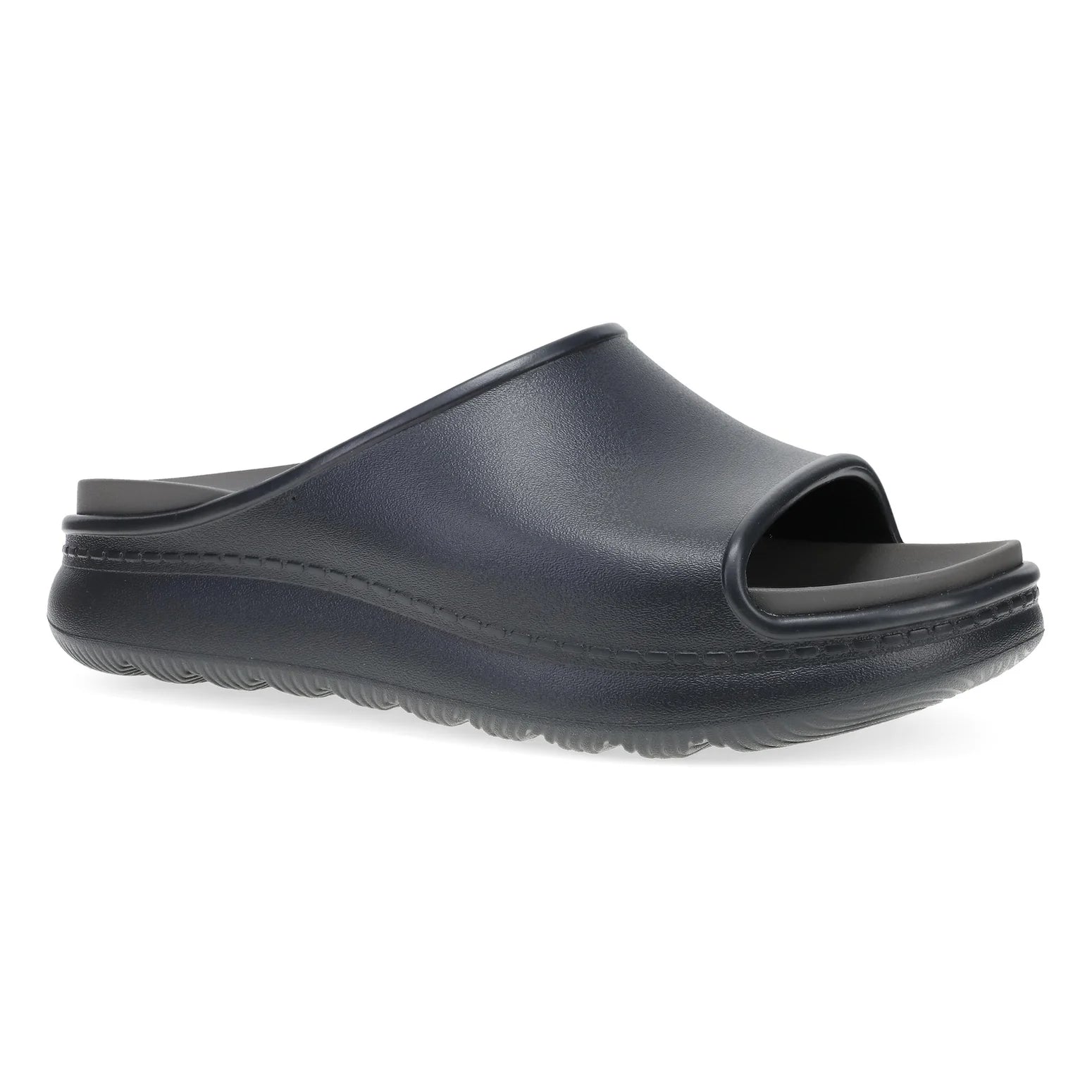 #color_black-molded