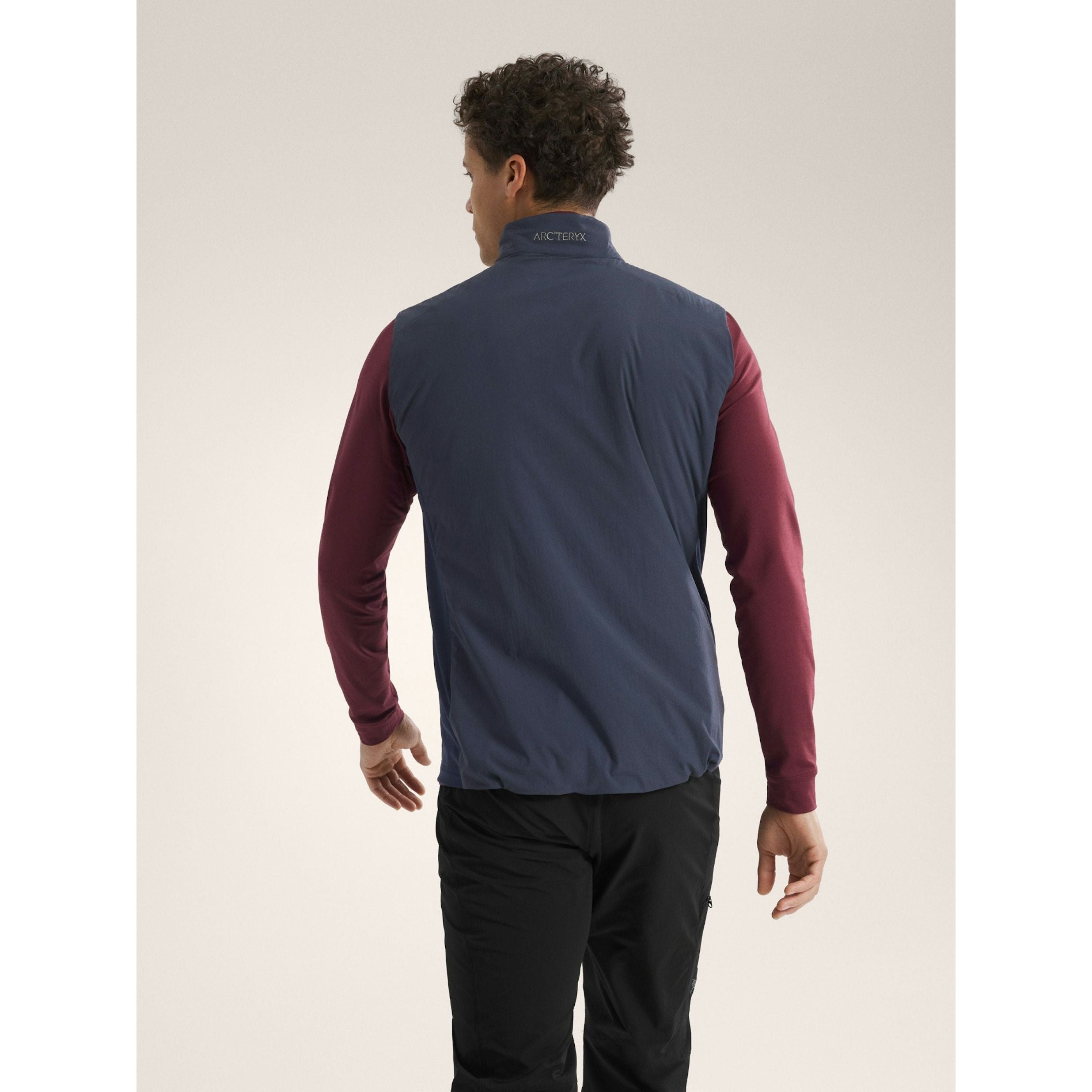 #color_black-sapphire