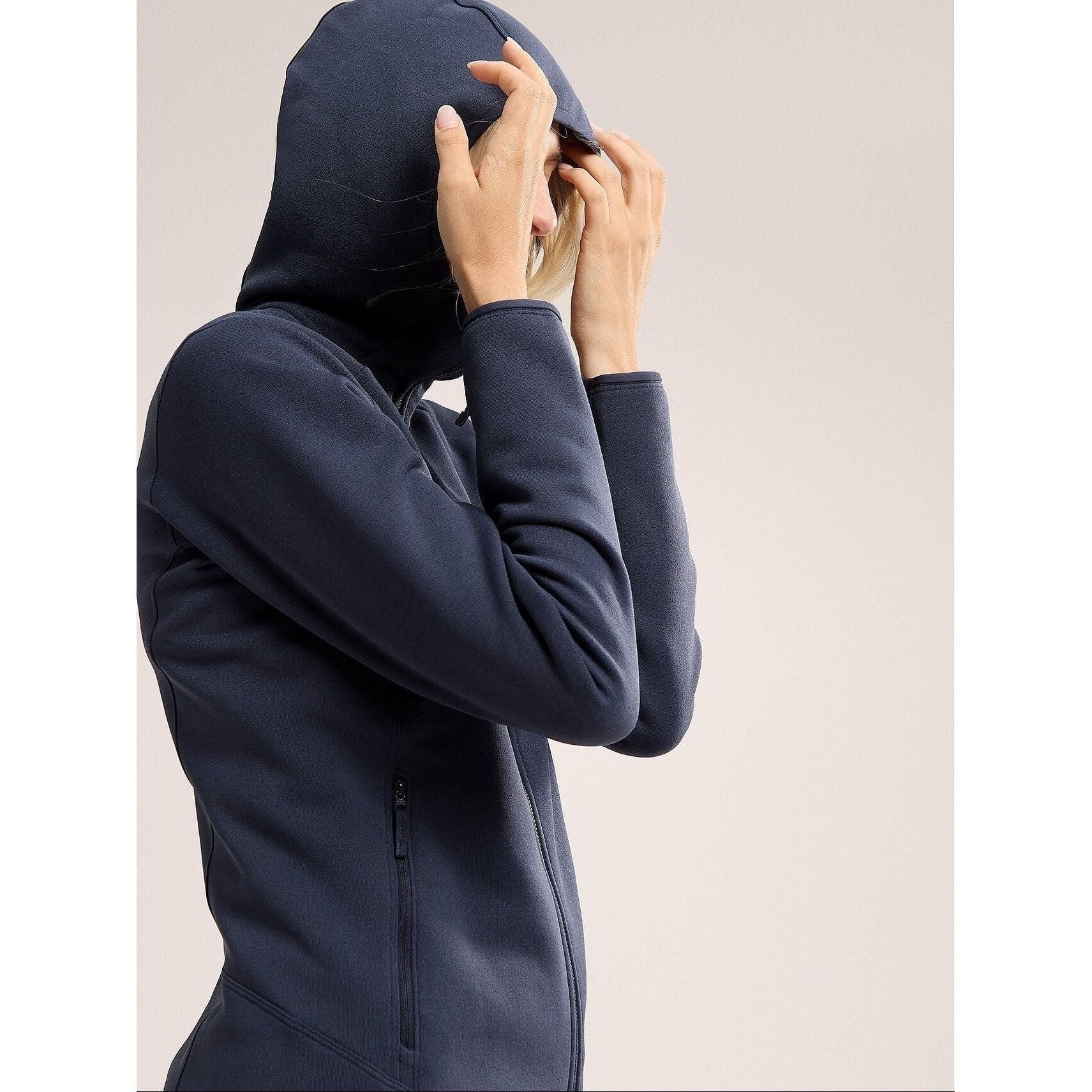 #color_black-sapphire