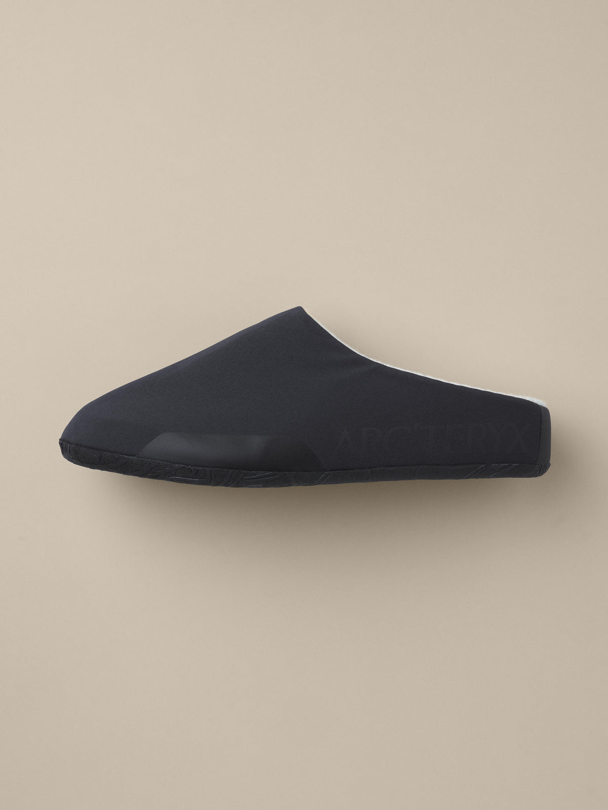 #color_black-black