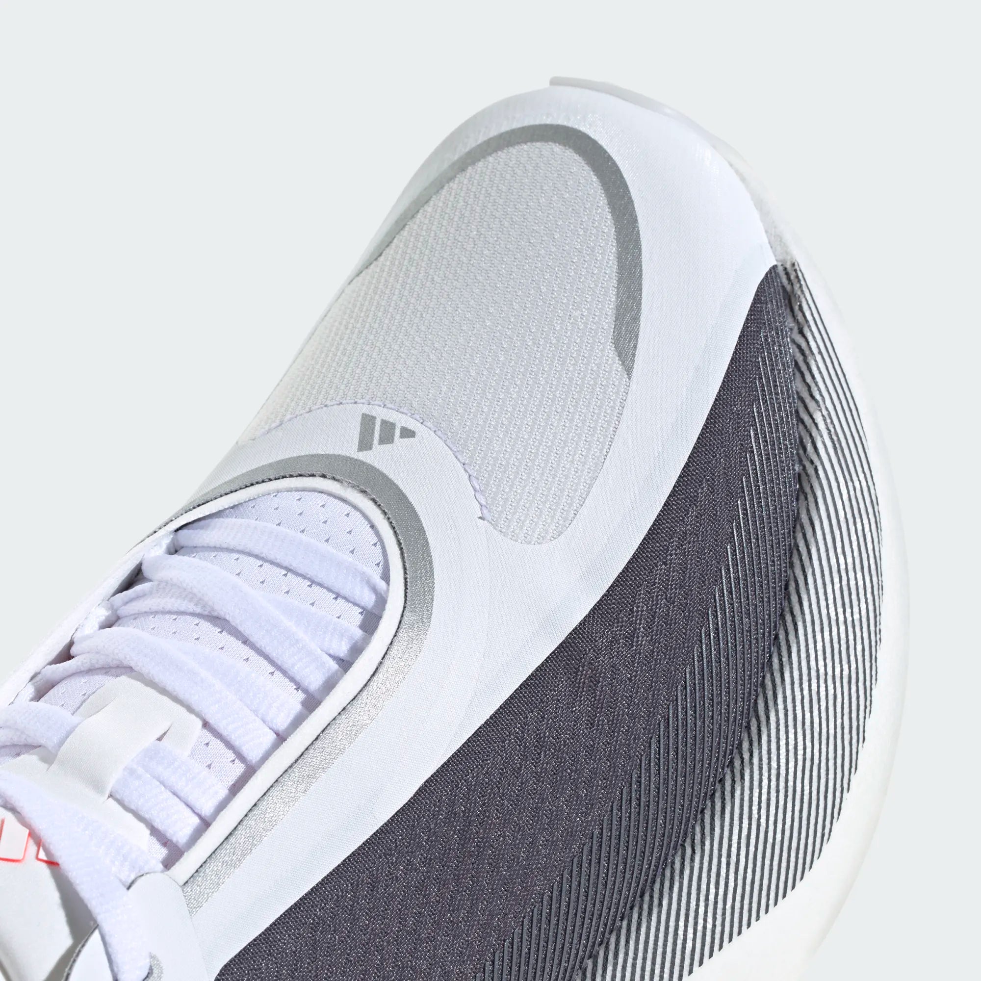 #color_cloud-white-aurora-onix-solar-turbo