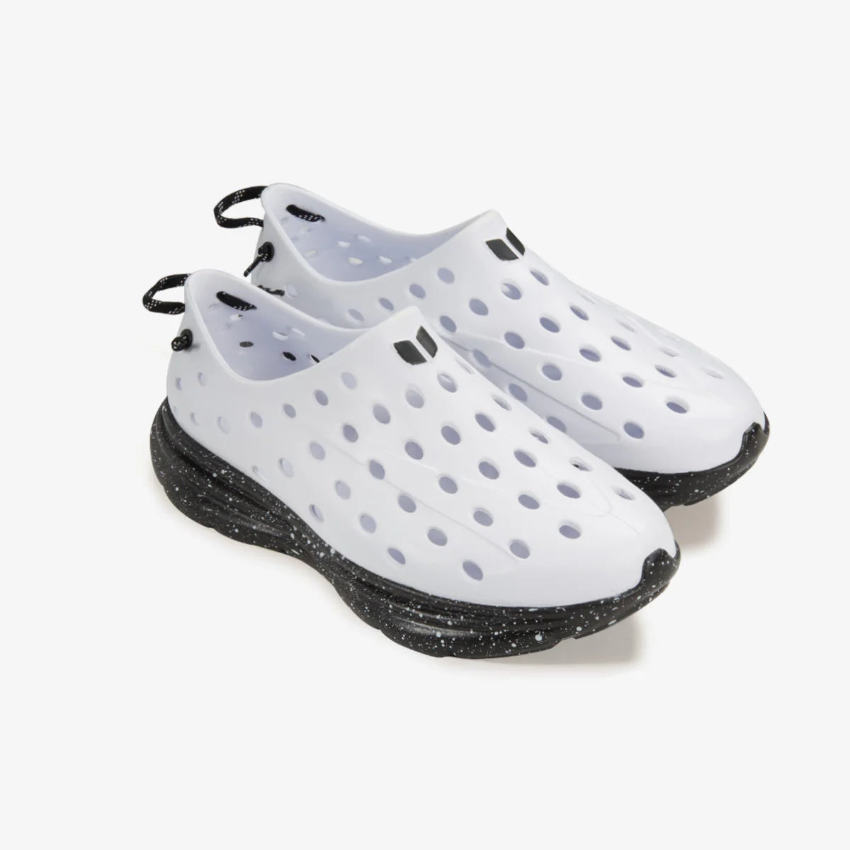 #color_white-black-speckle