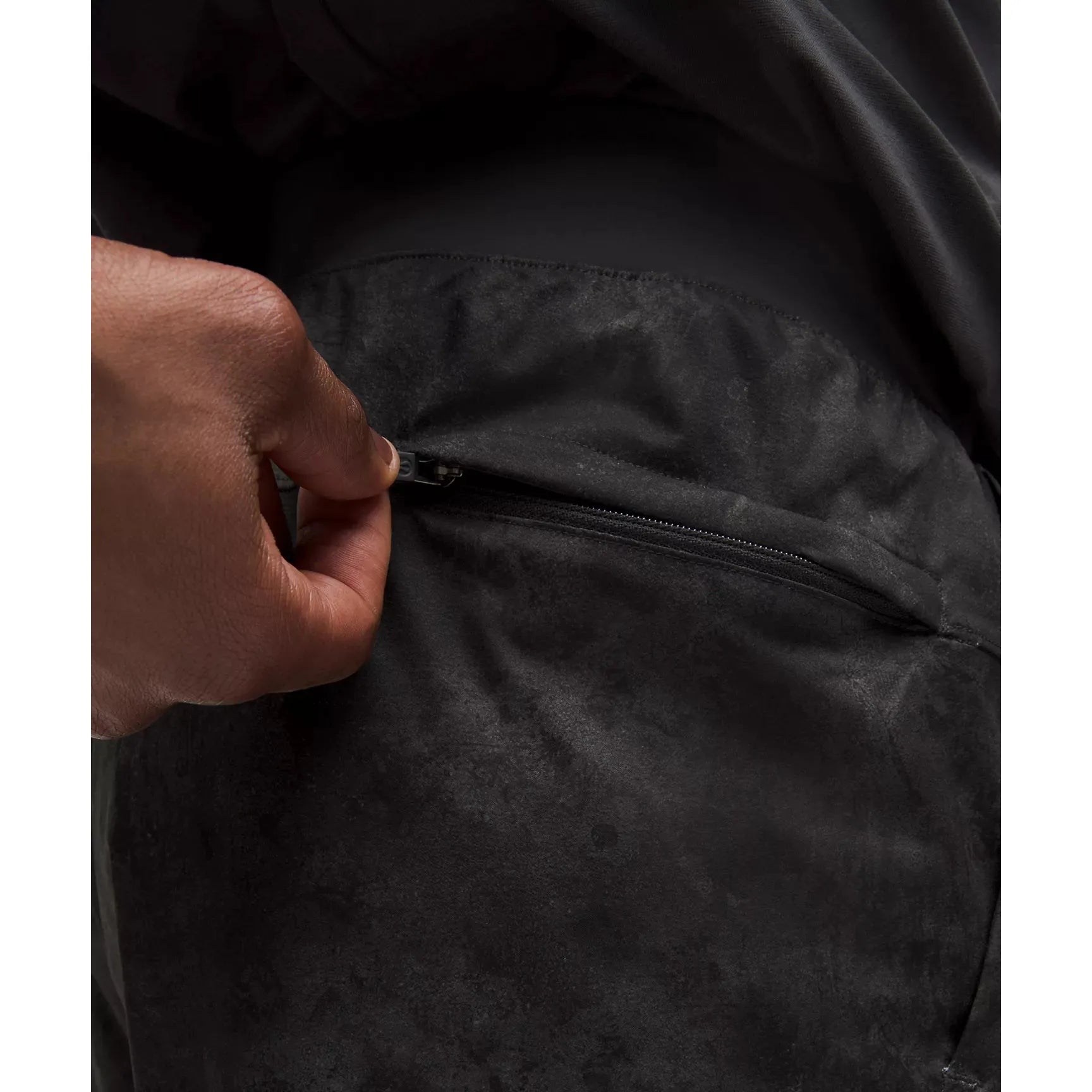 #color_carbon-crunch-black-multi