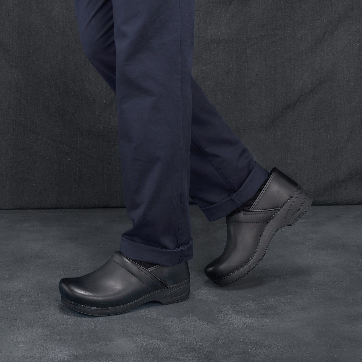 Dansko Men's XP 2.0 Clog in Nubuck Black Men's Footwear