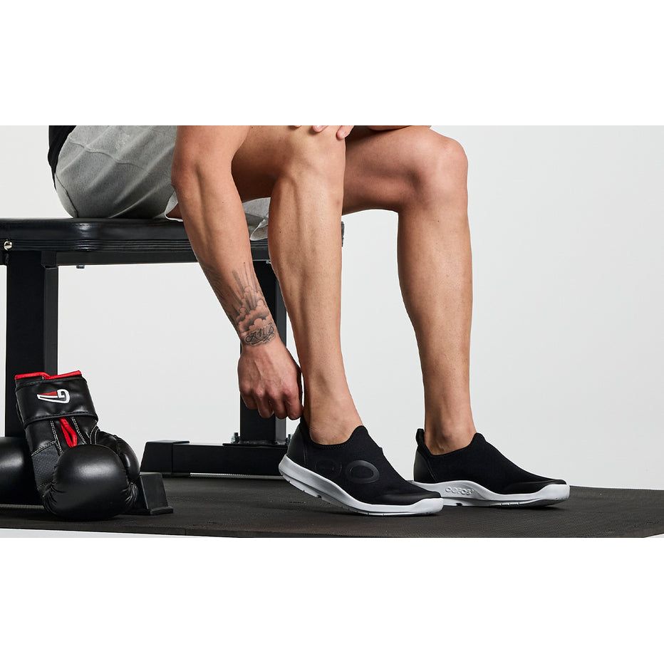 OOFOS Men's OOmg Sport Low Shoe in White/Black Men's Footwear