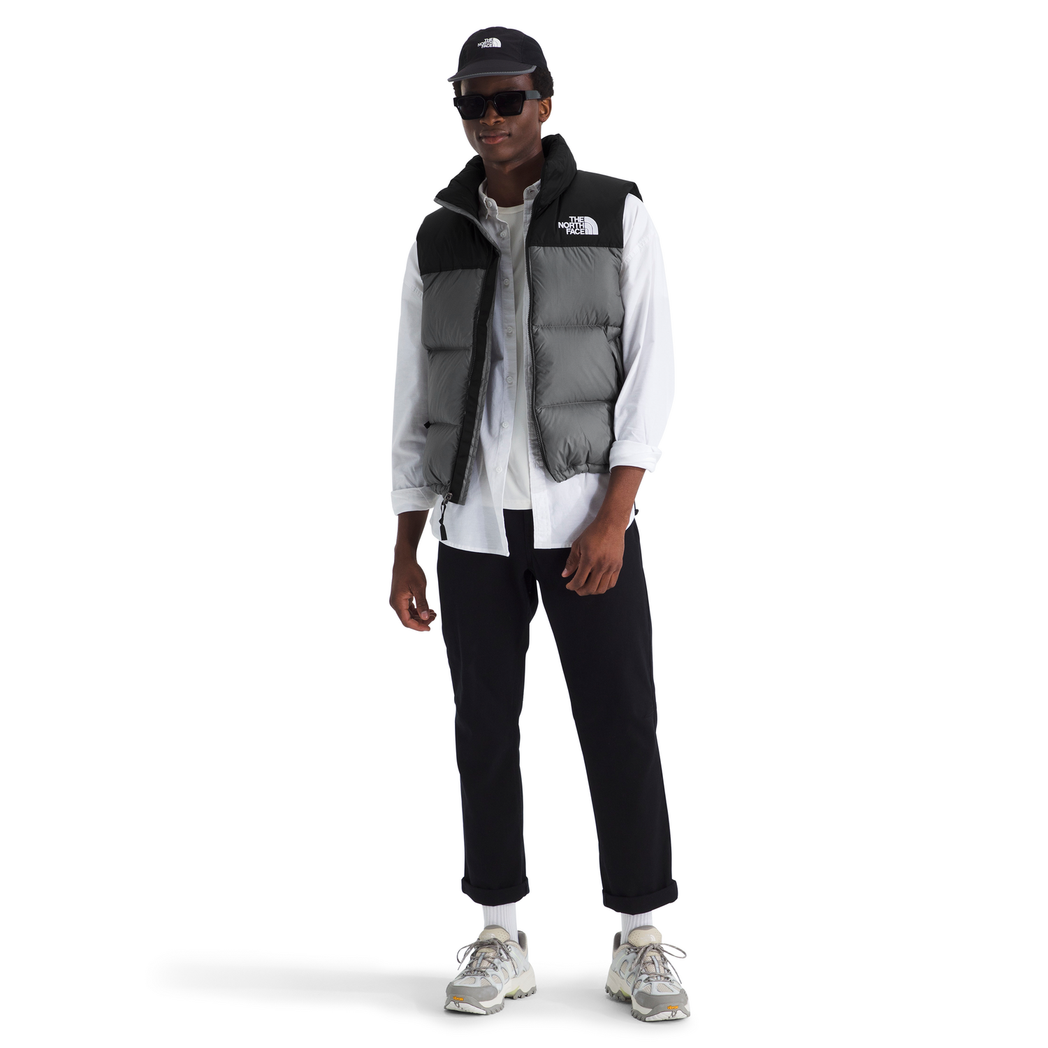 #color_smoked-pearl-tnf-black