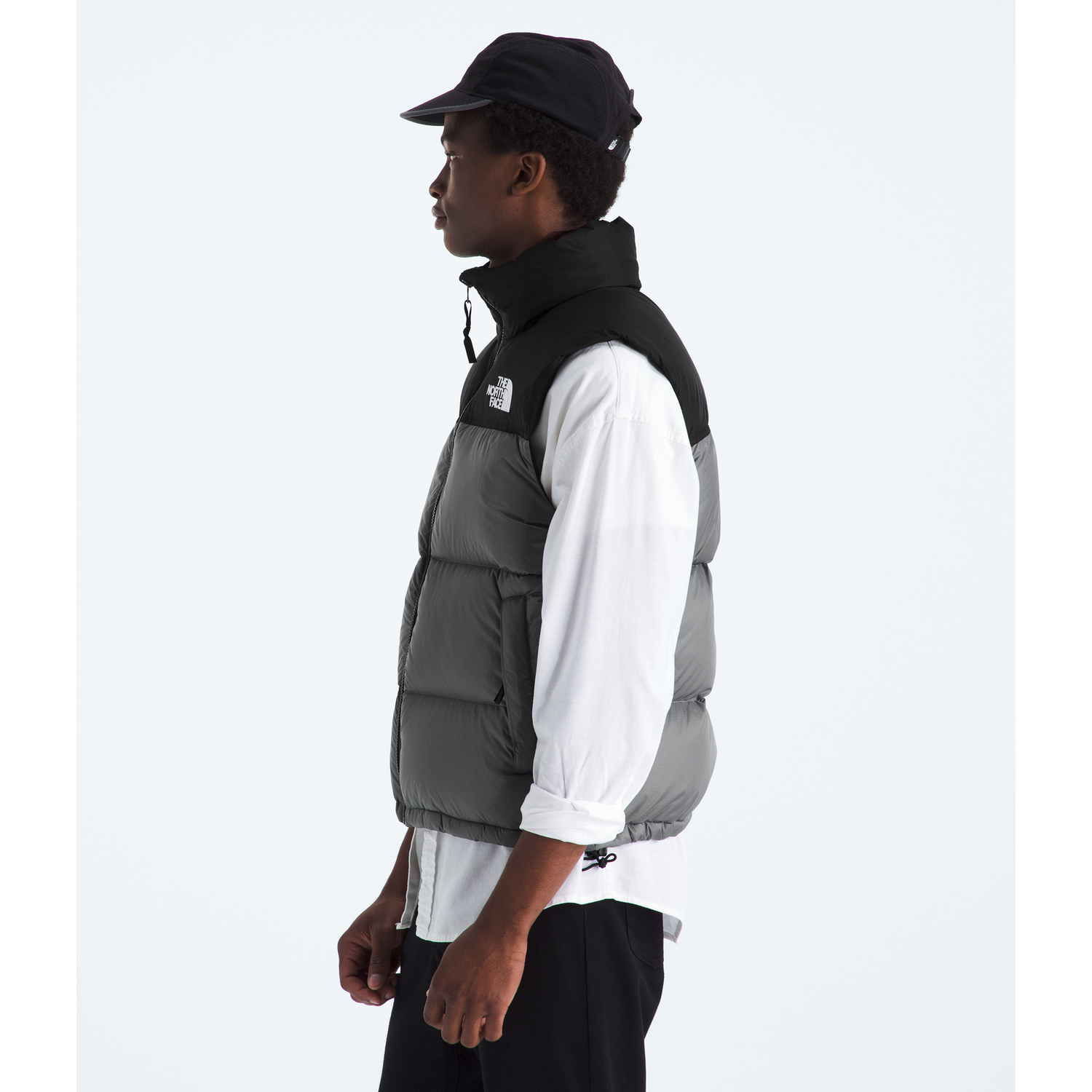 #color_smoked-pearl-tnf-black