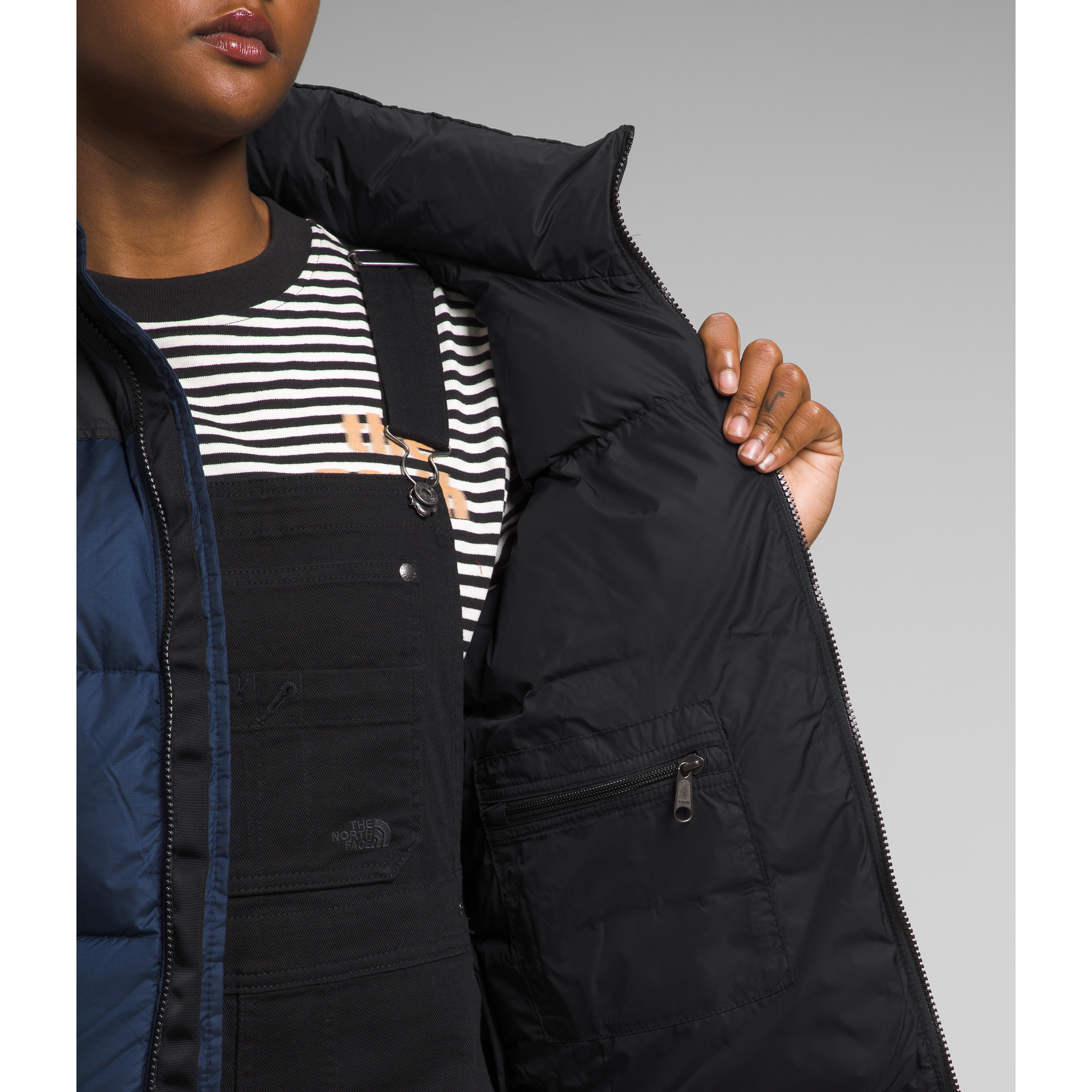 #color_summit-navy-tnf-black