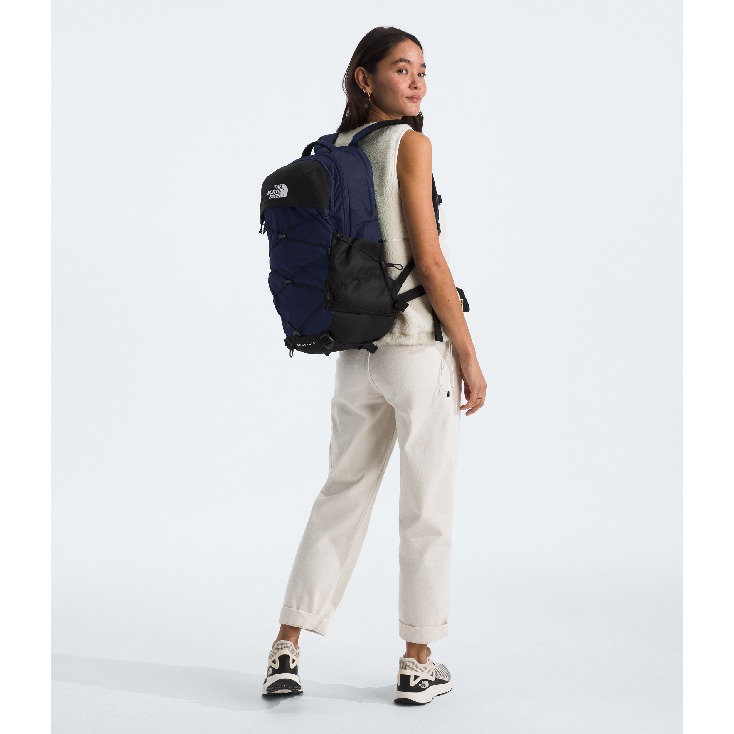#color_tnf-navy-tnf-black-npf