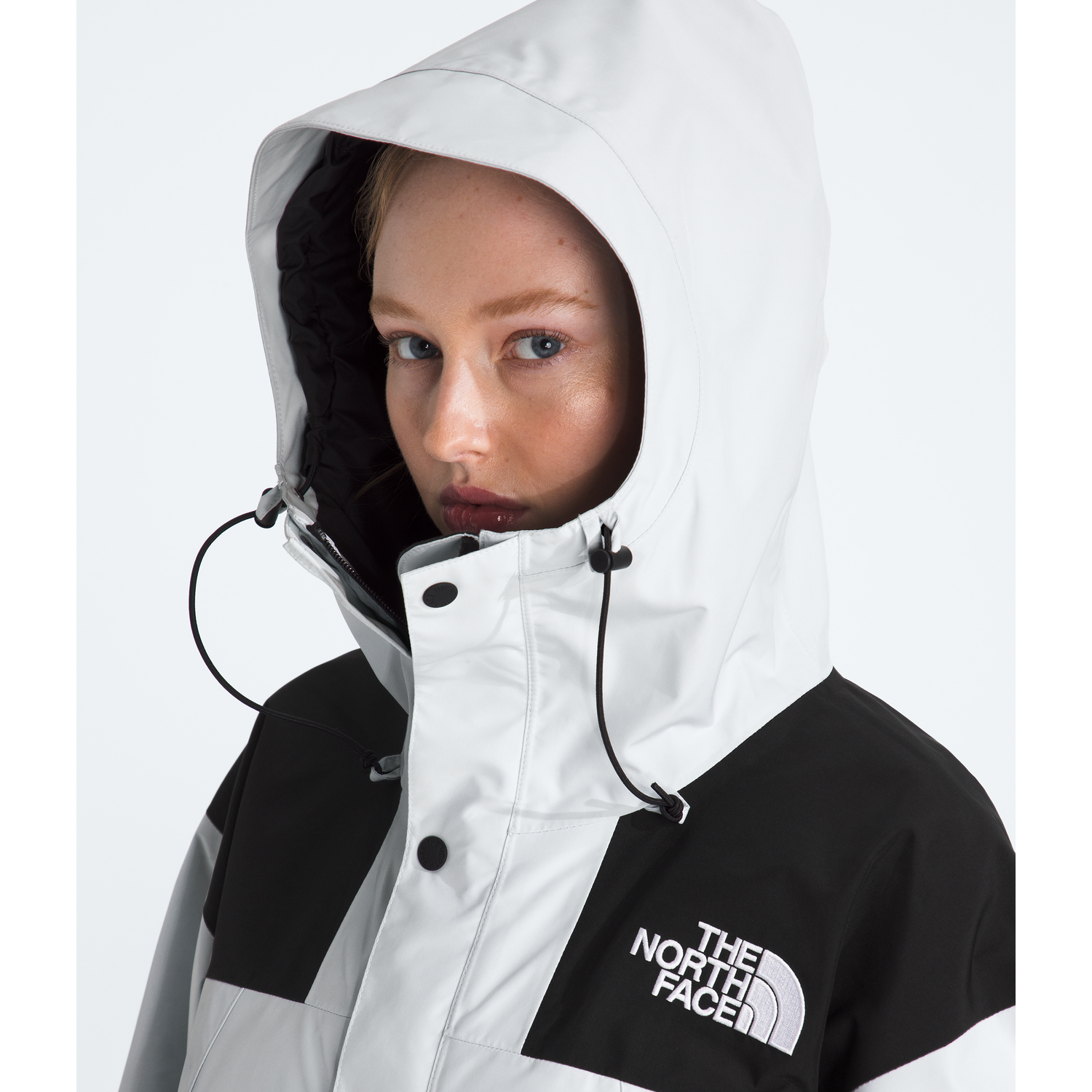 #color_pearl-stone-tnf-black