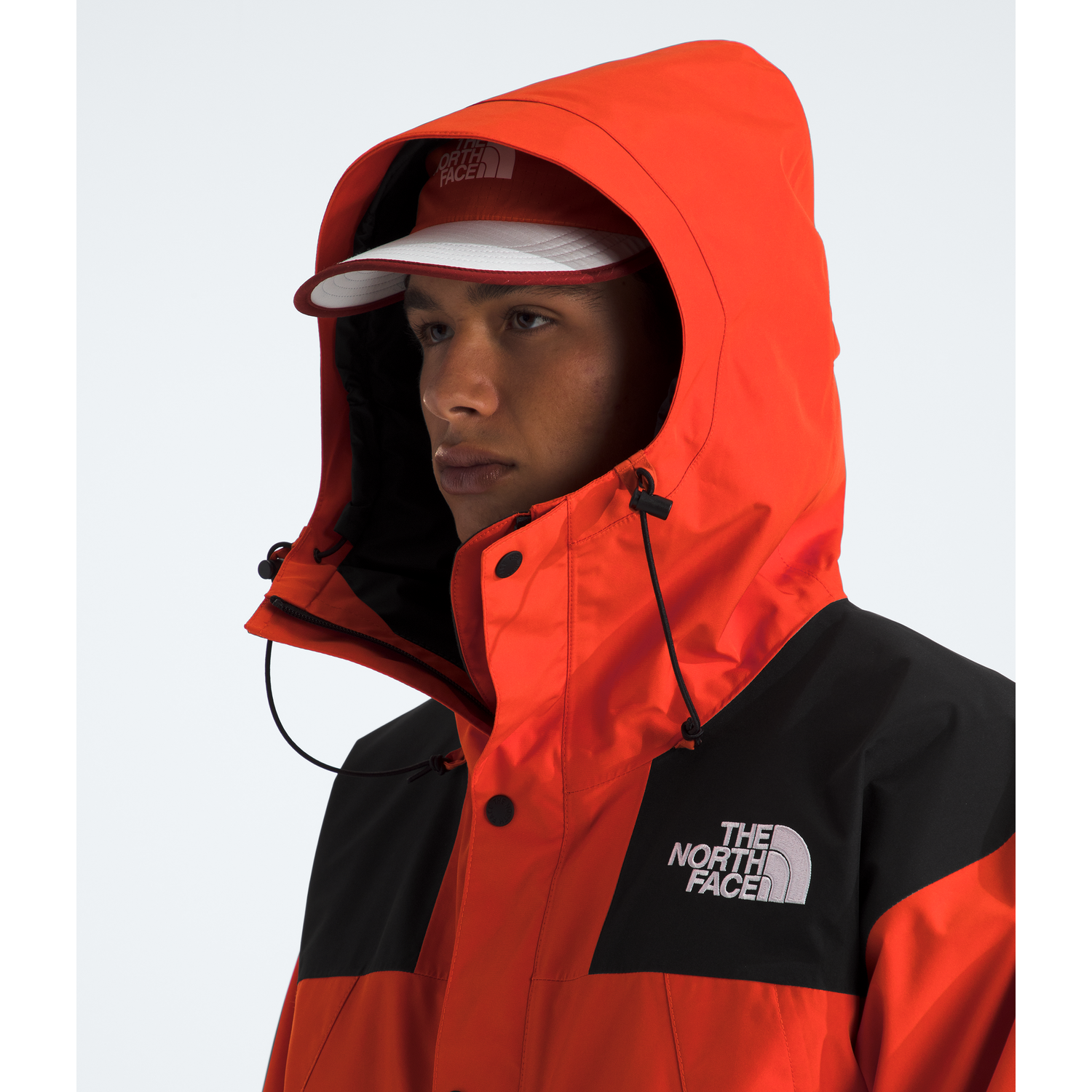 #color_lava-red-tnf-black