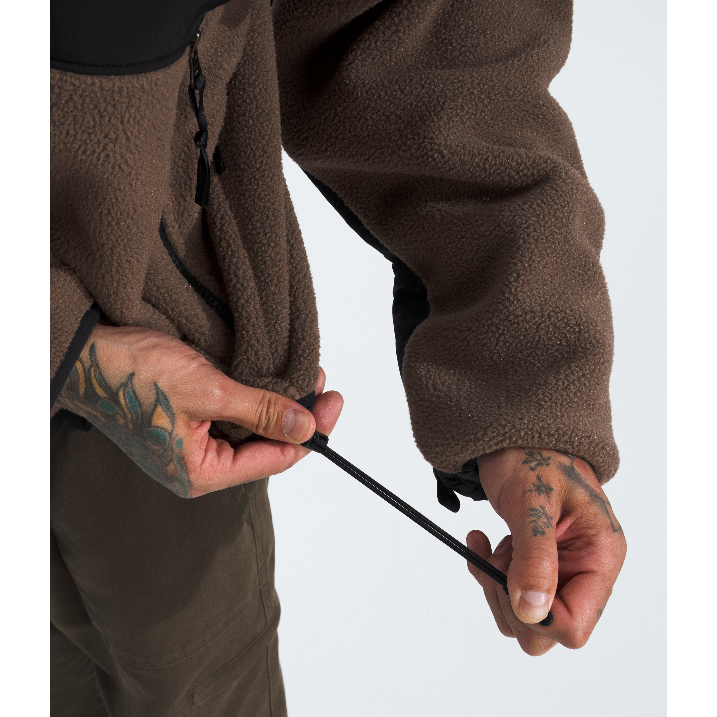 #color_smokey-brown-tnf-black