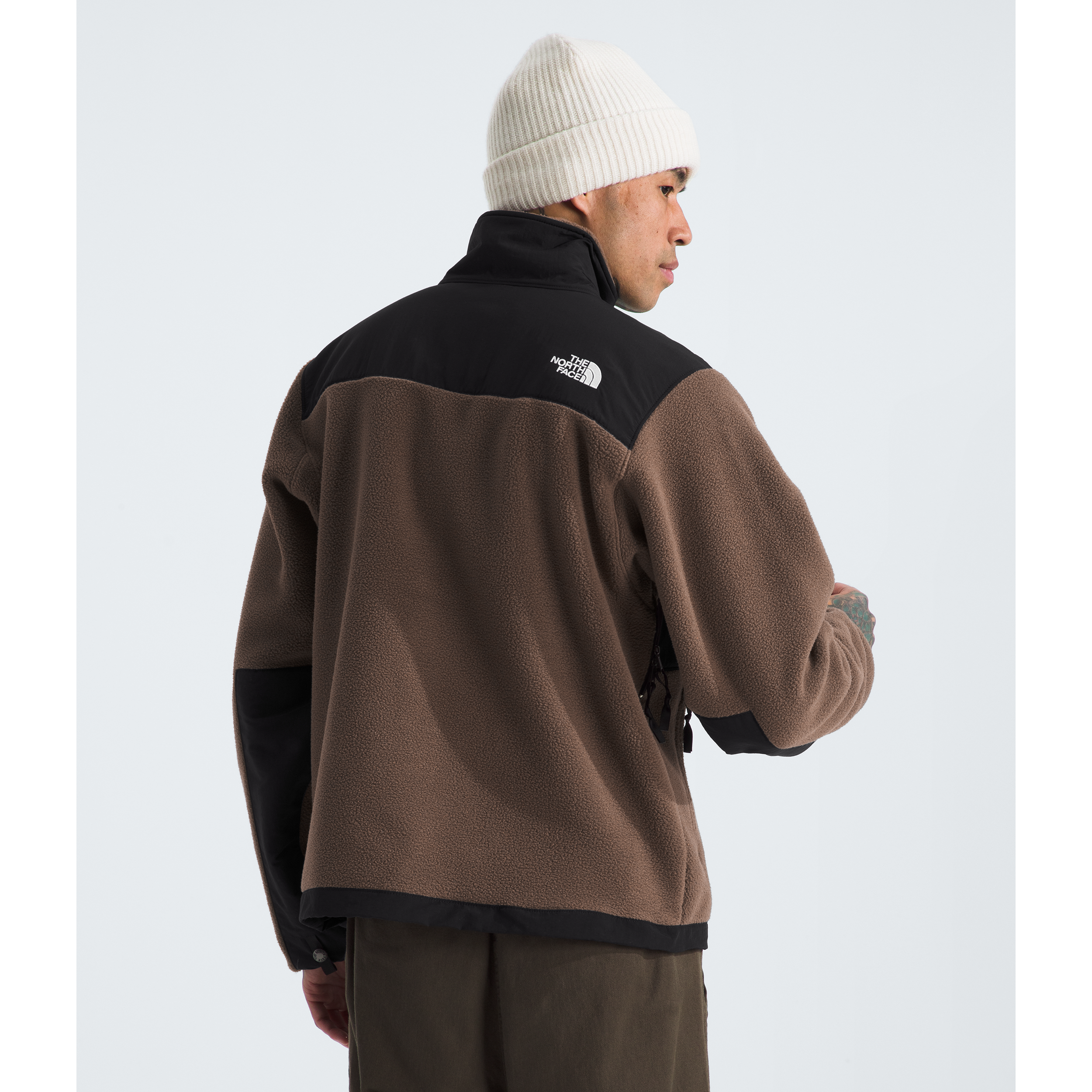 #color_smokey-brown-tnf-black