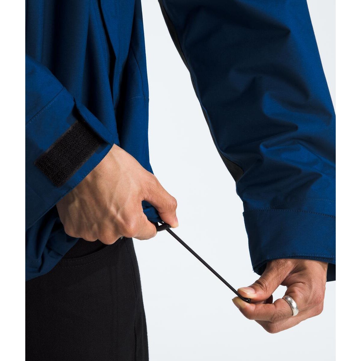 The North Face Men’s Reign On Jacket-Footprint USA