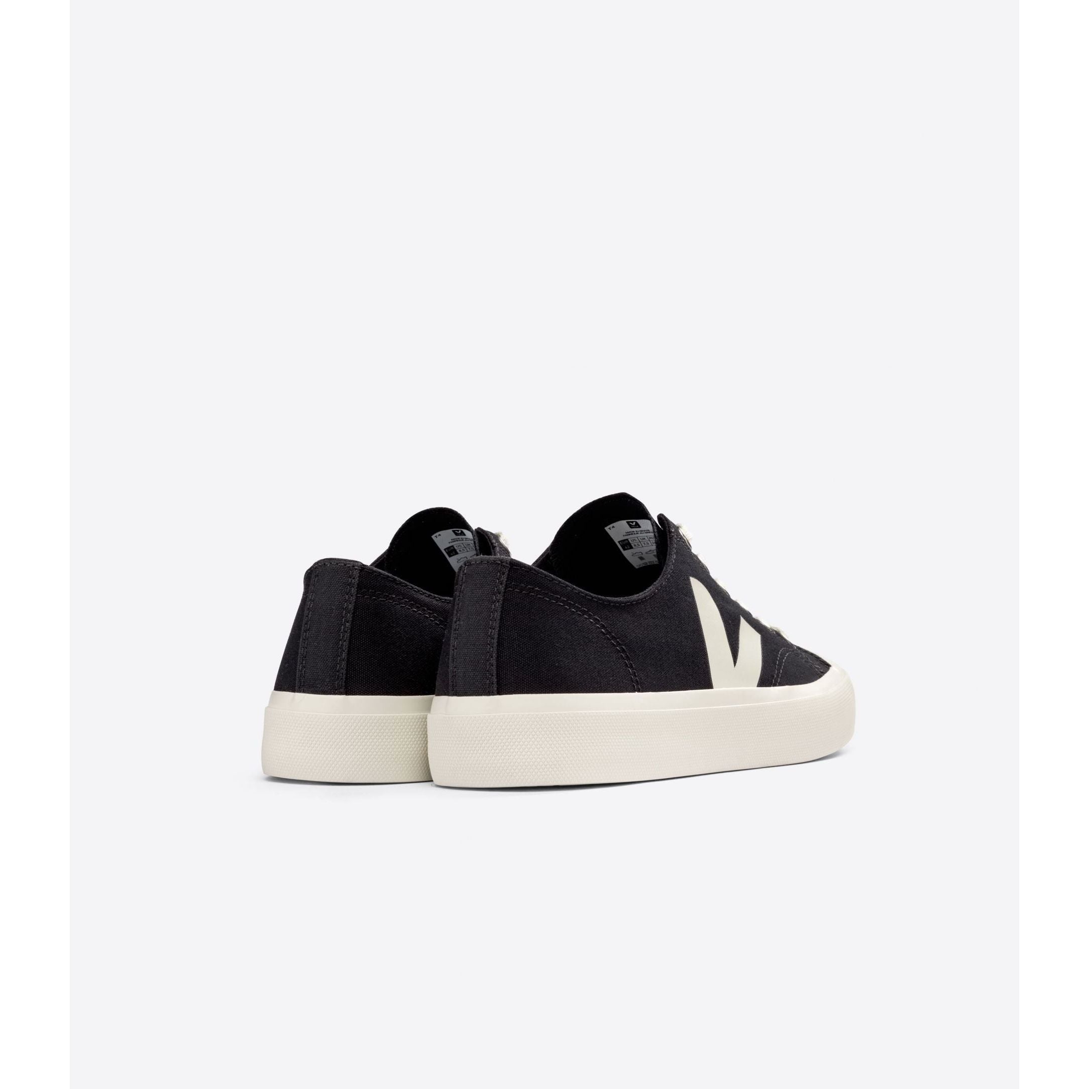Veja Women's Wata II Low Canvas in Black Pierre Shoes