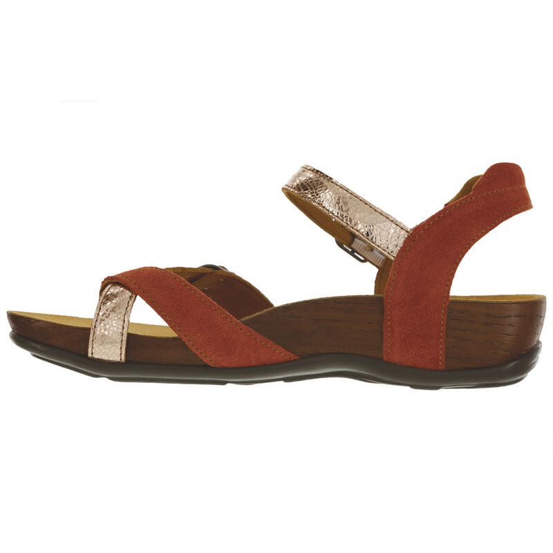 SAS Women's Pampa Toe Loop Sandal in Copper