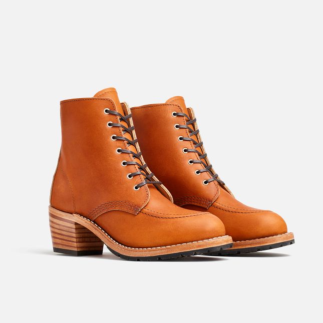 Red Wing Women's Clara Heeled Boot in Oro Legacy Leather