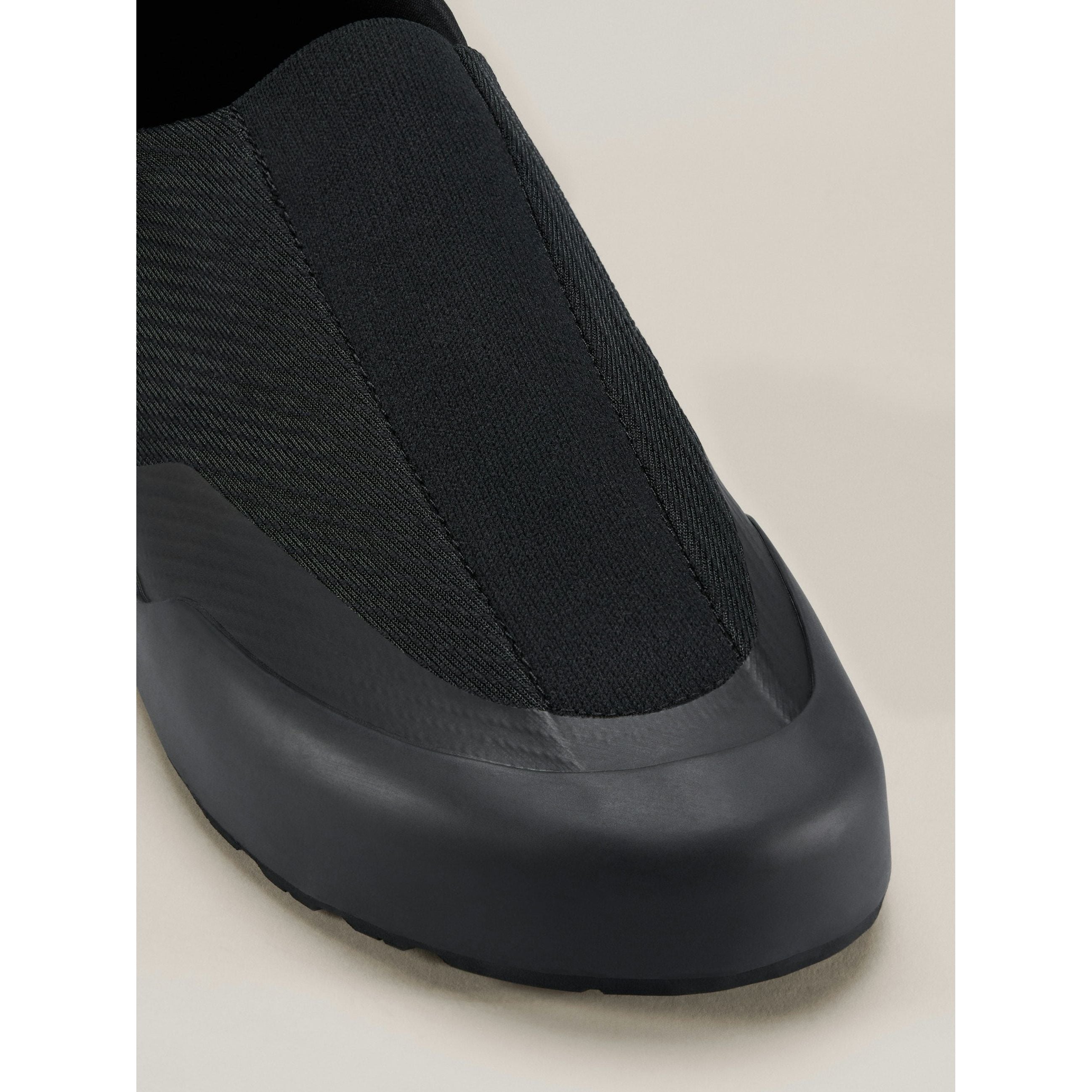 #color_black-black