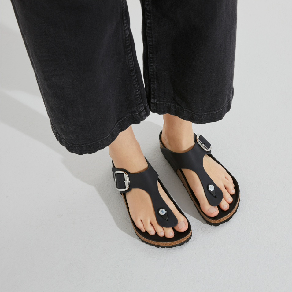 Birkenstock Women Gizeh Big Buckle Oiled Leather in Black Women's Footwear