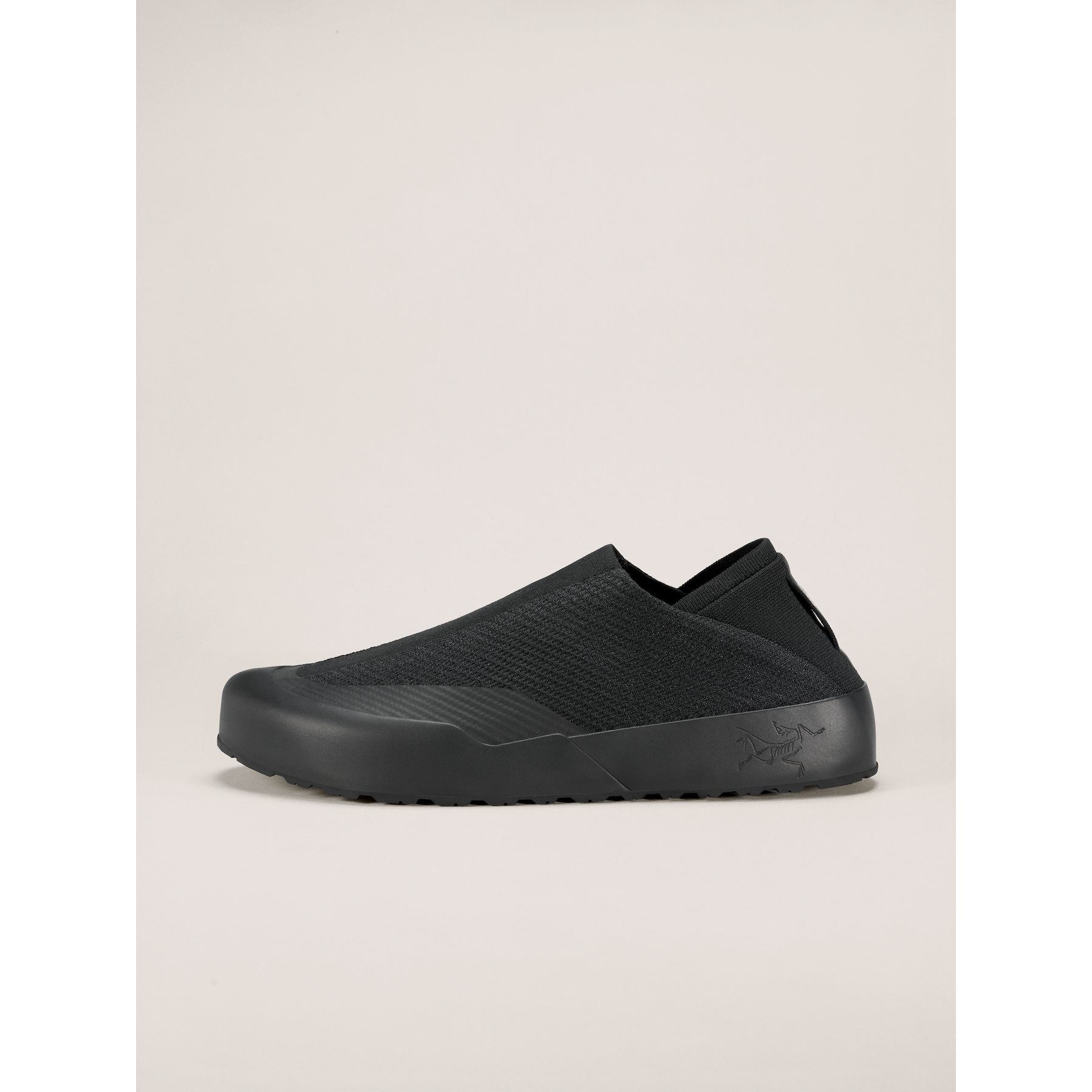 #color_black-black