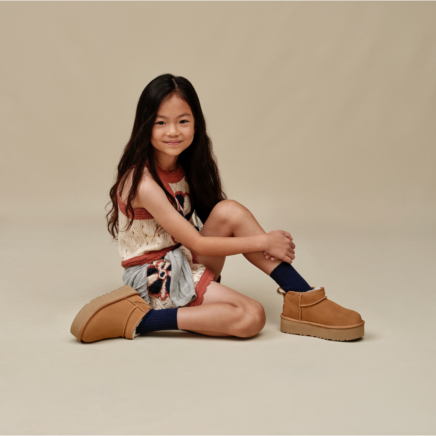 UGG Kid's Classic Ultra Mini Platform in Chestnut-Footprint USA