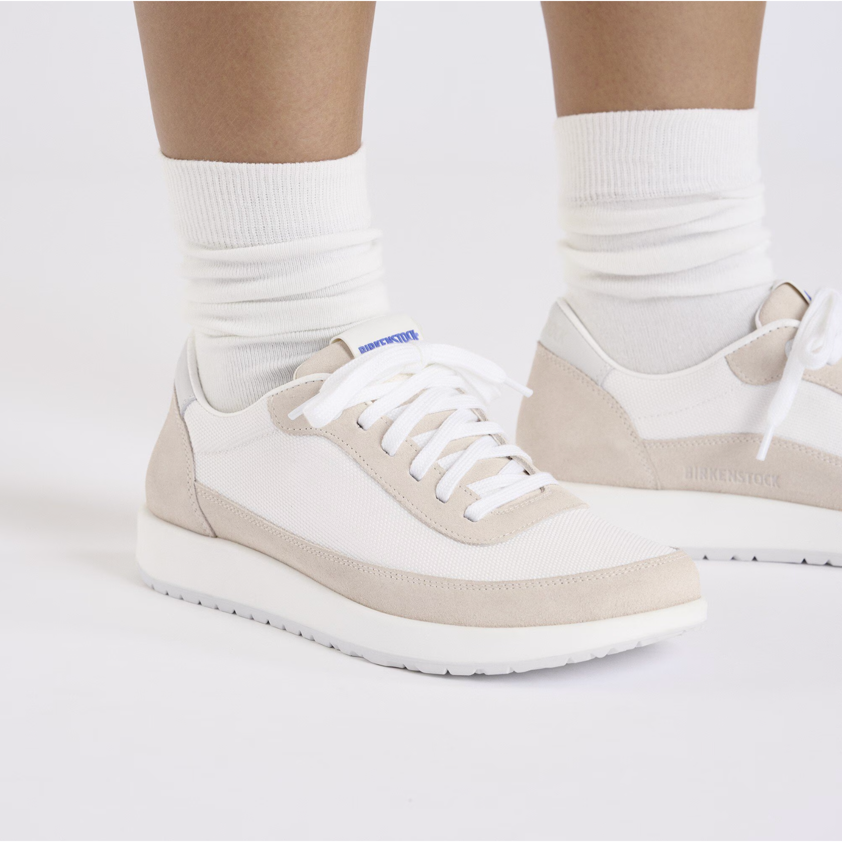 #color_antique-white