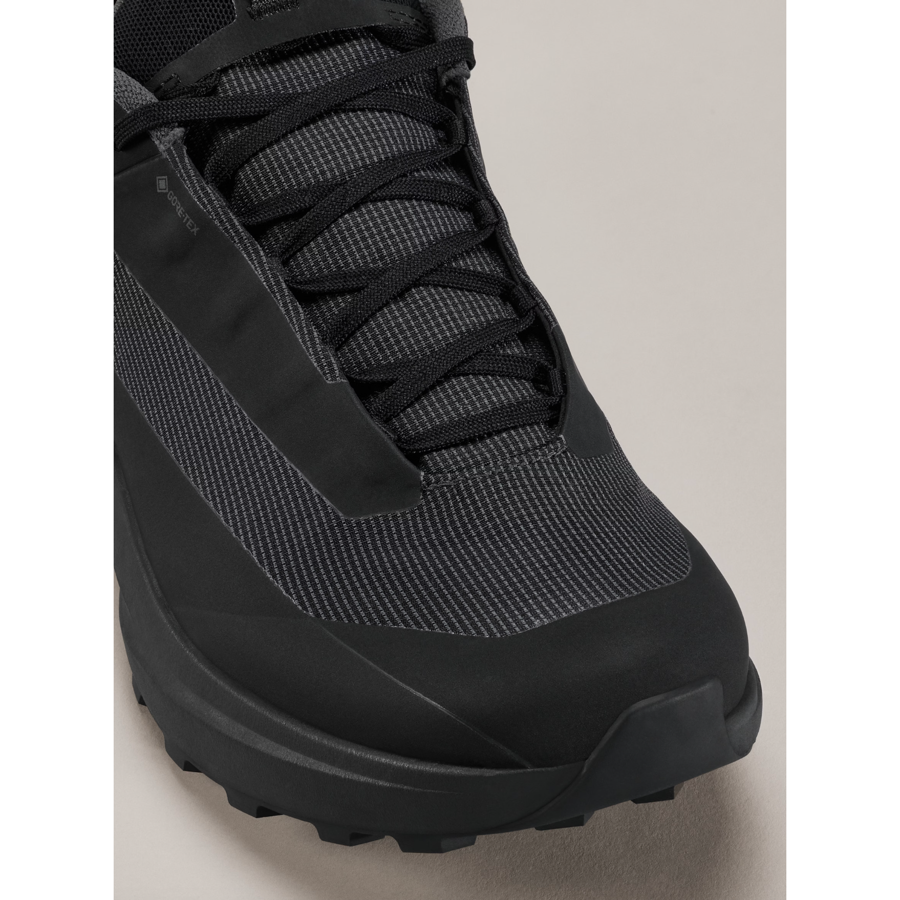 #color_black-black