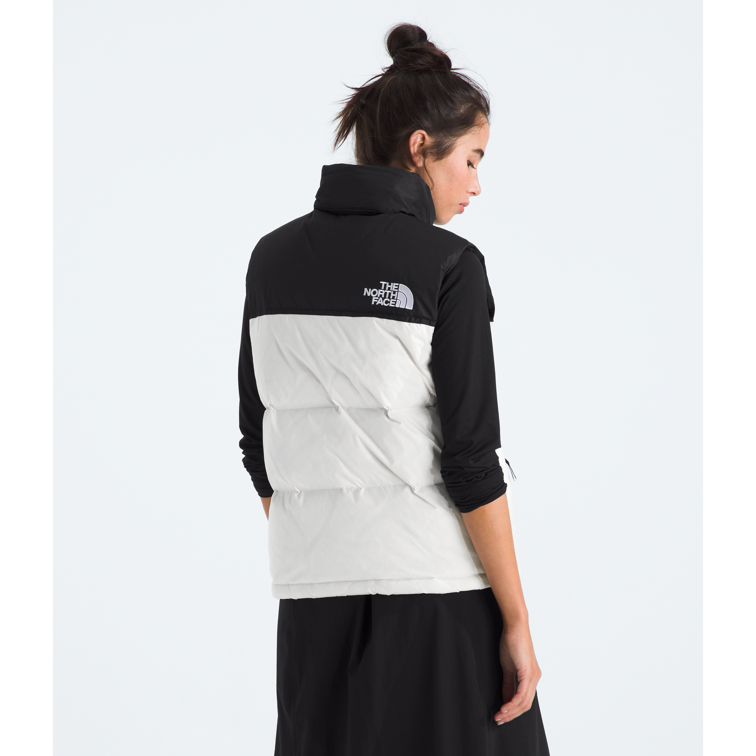 #color_tnf-white-dune-tnf-black-recycled-down