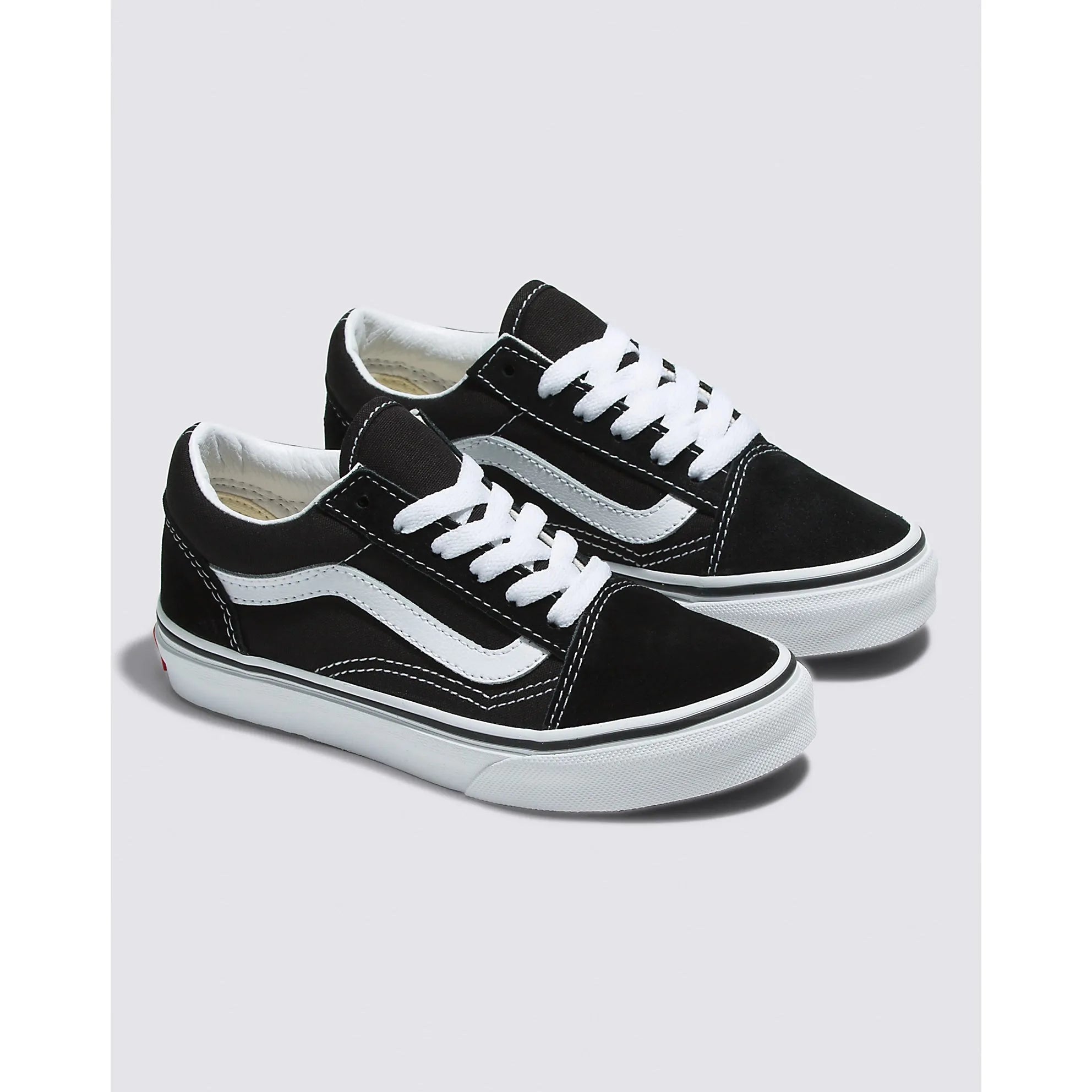 #color_black-true-white