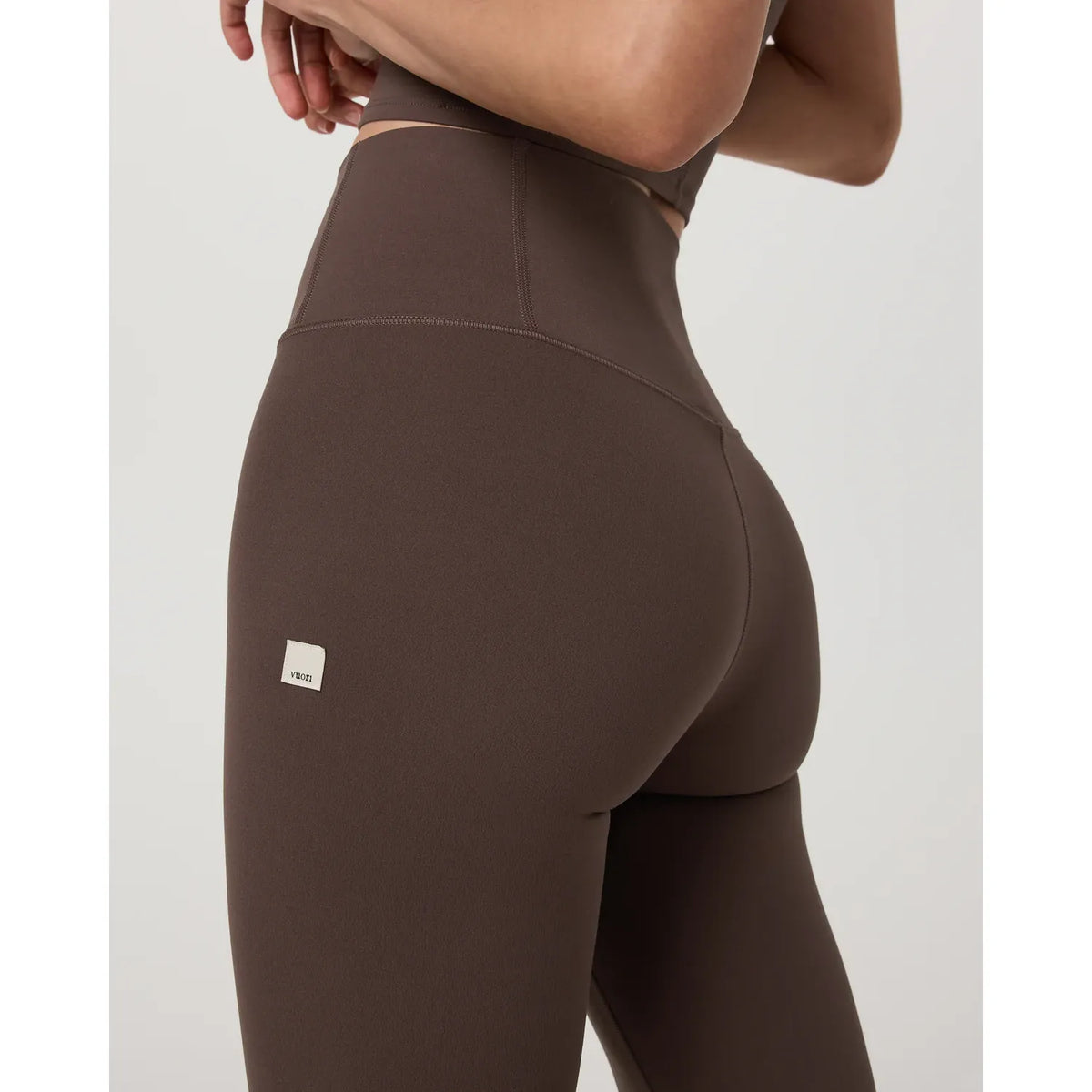 Vuori Women's AllTheFeels™ Slim Flare in Java