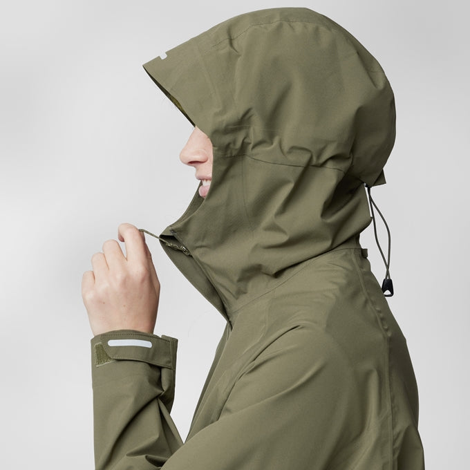 Fjallraven Women's HC Hydratic Trail Jacket in Laurel Green Women's Apparel