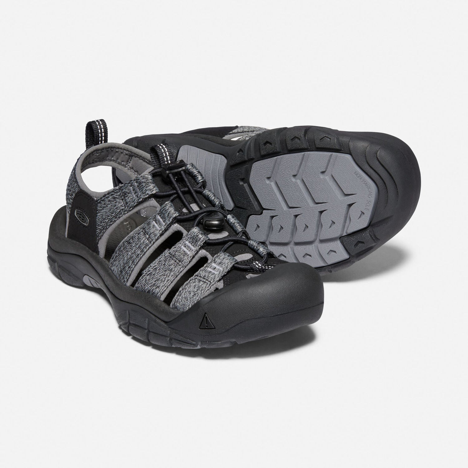 Keen Men's Newport H2 in Black Steel Grey Men's Footwear