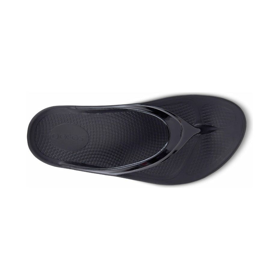 OOFOS Women's OOlala Thong Sandal in Black Women's Footwear